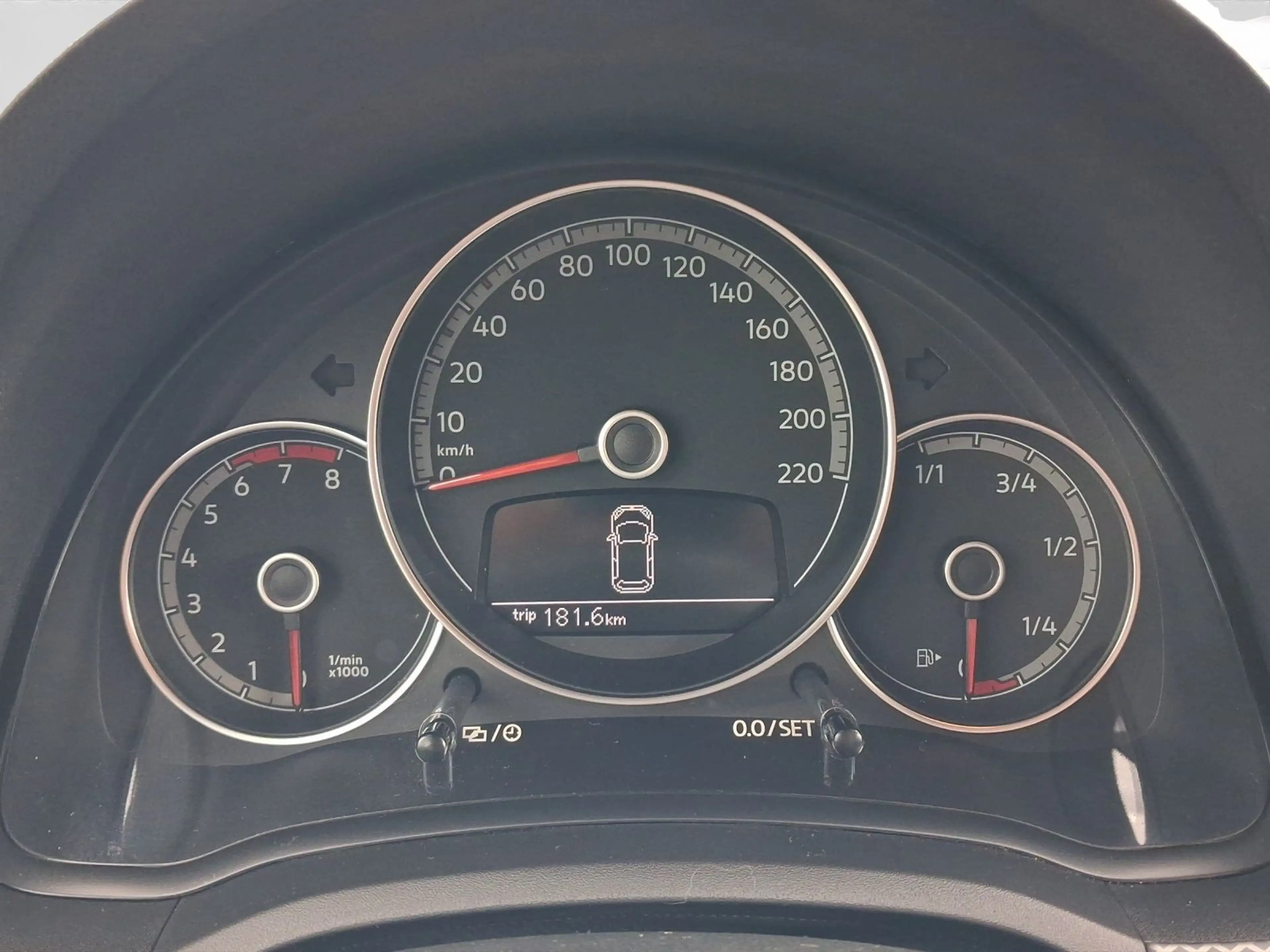 Volkswagen up! 1.0 ACTIVE BLUETOOTH SITZHZG DAB+ LM16 — photo 10