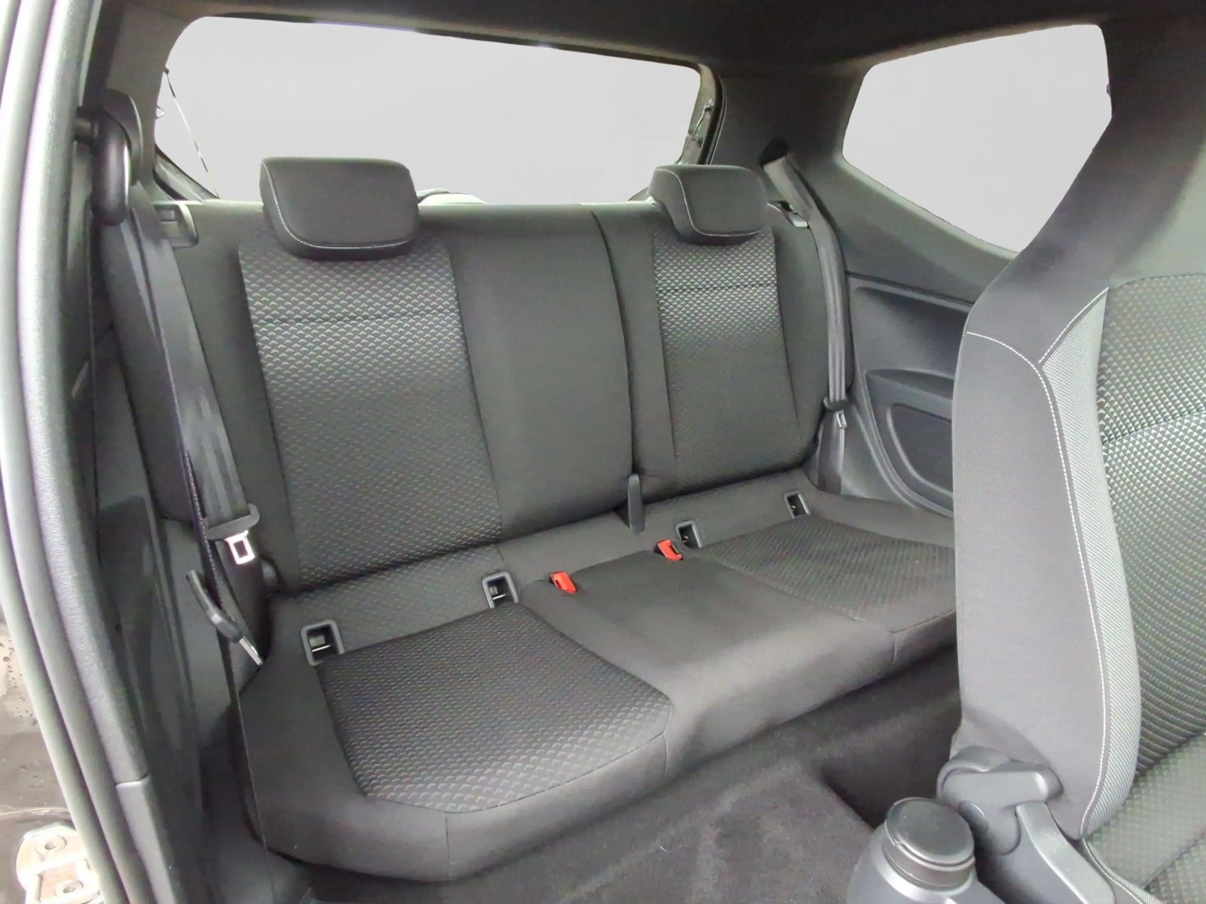 Volkswagen up! 1.0 ACTIVE BLUETOOTH SITZHZG DAB+ LM16 — photo 6