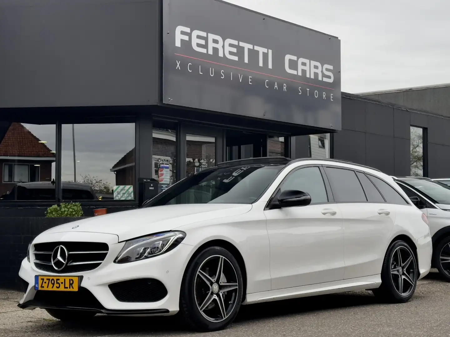 Mercedes-Benz C 200 Estate 2.0 AUT7 AMG-LINE. PANODAK SPORT-LEDER NAVI Wit - 1
