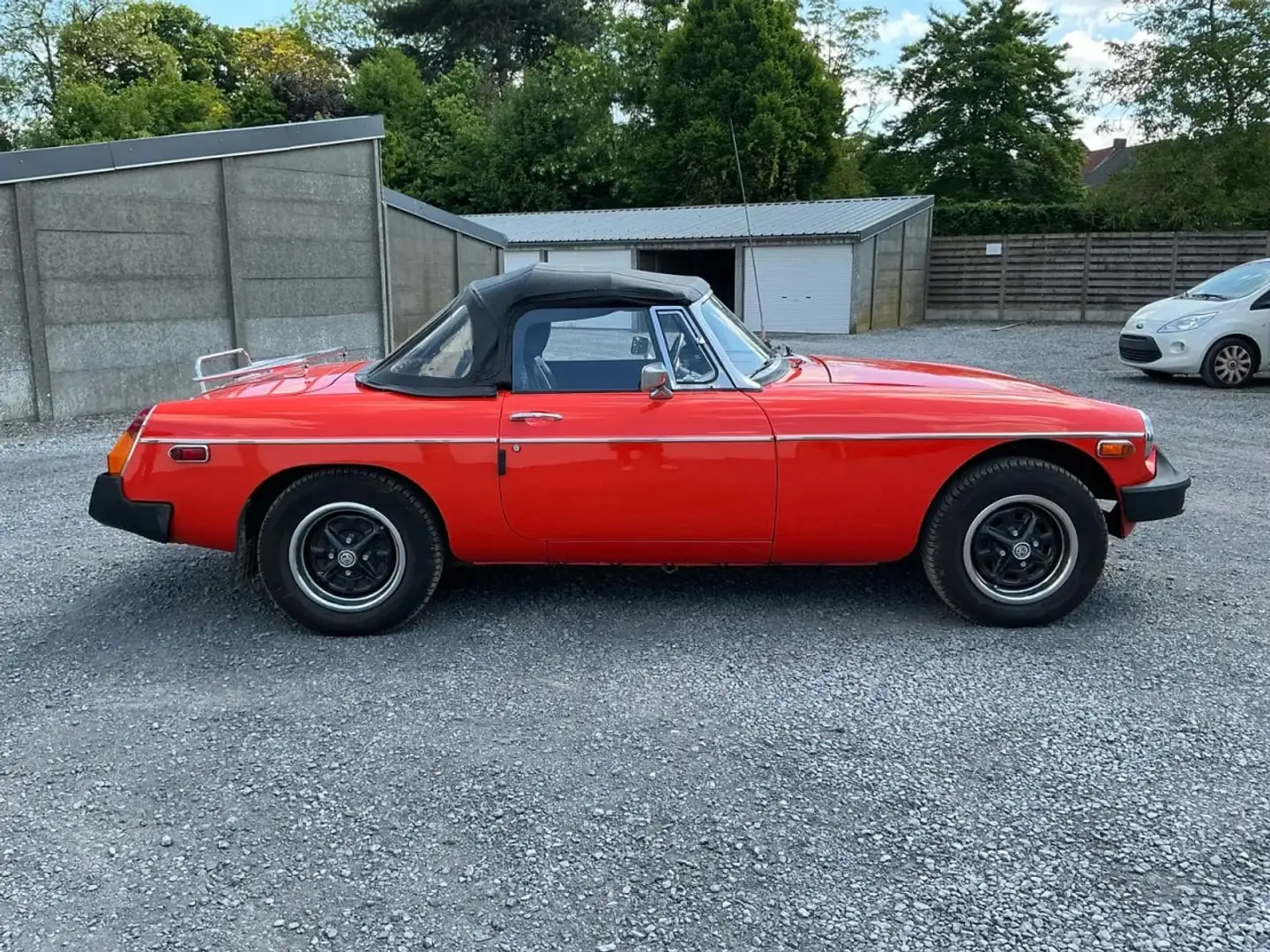 MG MGB Roadster (Tourer) Rouge - 2