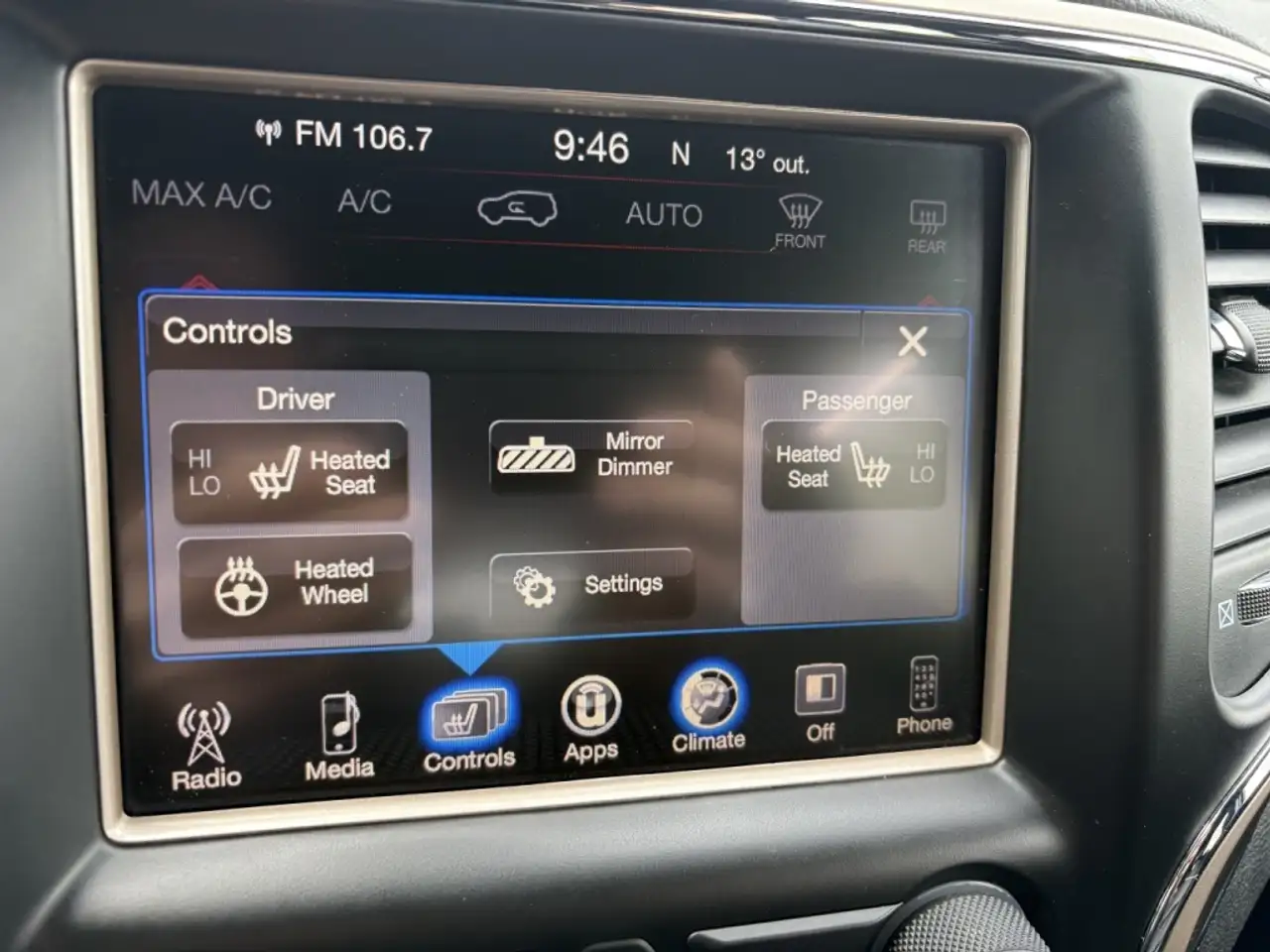 Jeep Grand Cherokee снимка Jeep Grand Cherokee