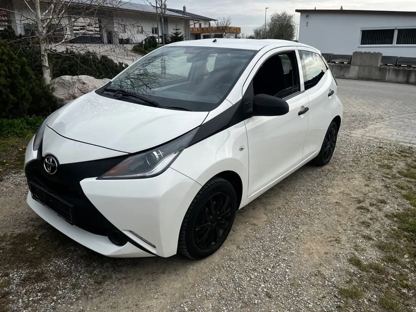 Toyota Aygo X Business Edition / Airco / Volledig Onderhouden Blanco - 1