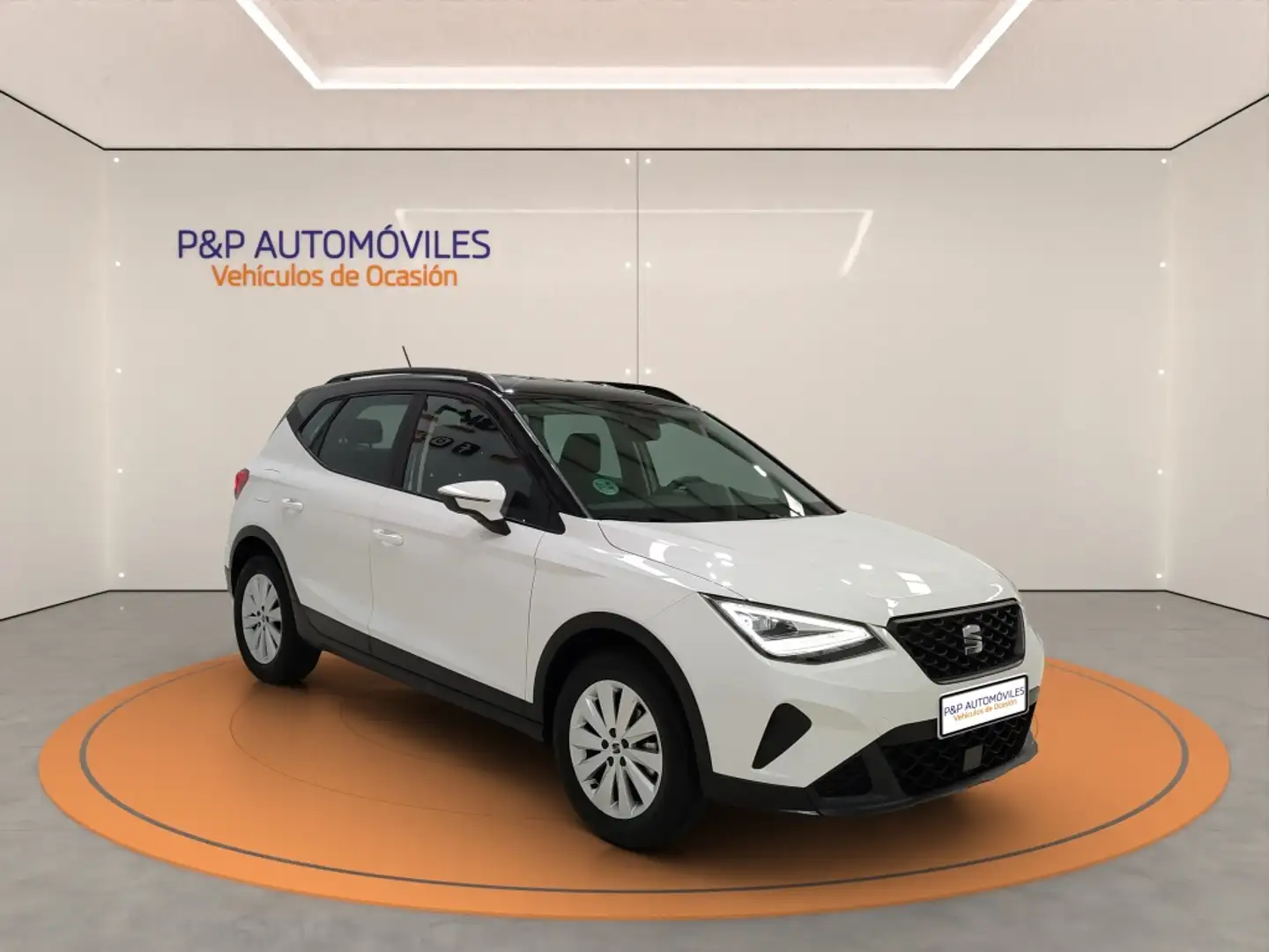SEAT Arona 1.0 TSI S&S Style 95 Blanco - 2