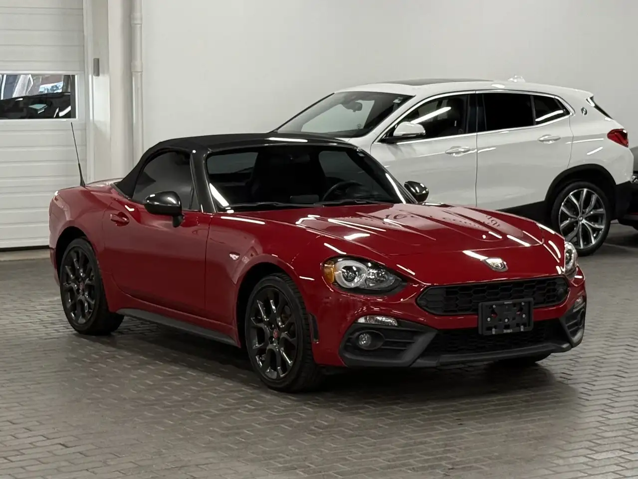 Fiat 124 Spider снимка Fiat 124 Spider