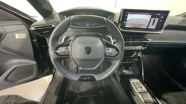 Peugeot 208 view 19