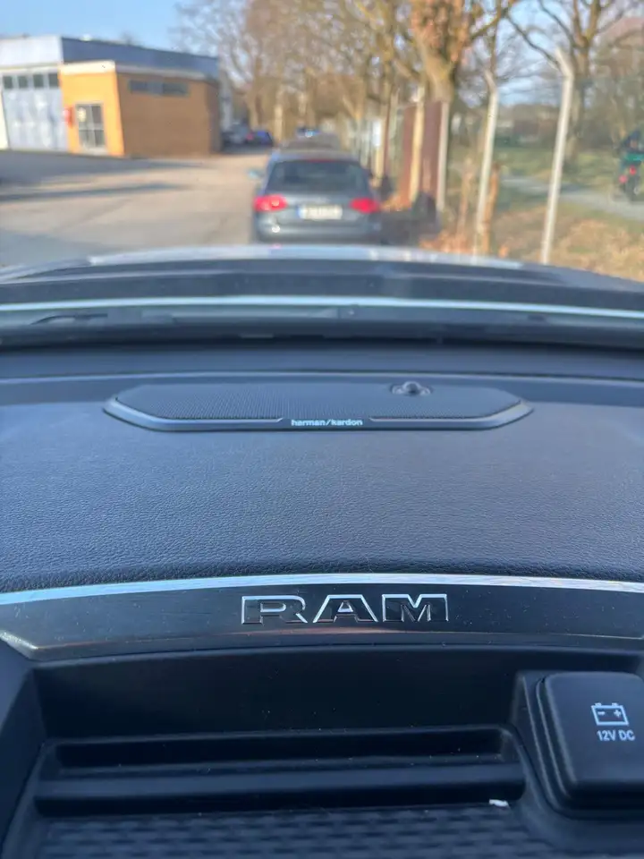 Dodge RAM 2024 — фото 15