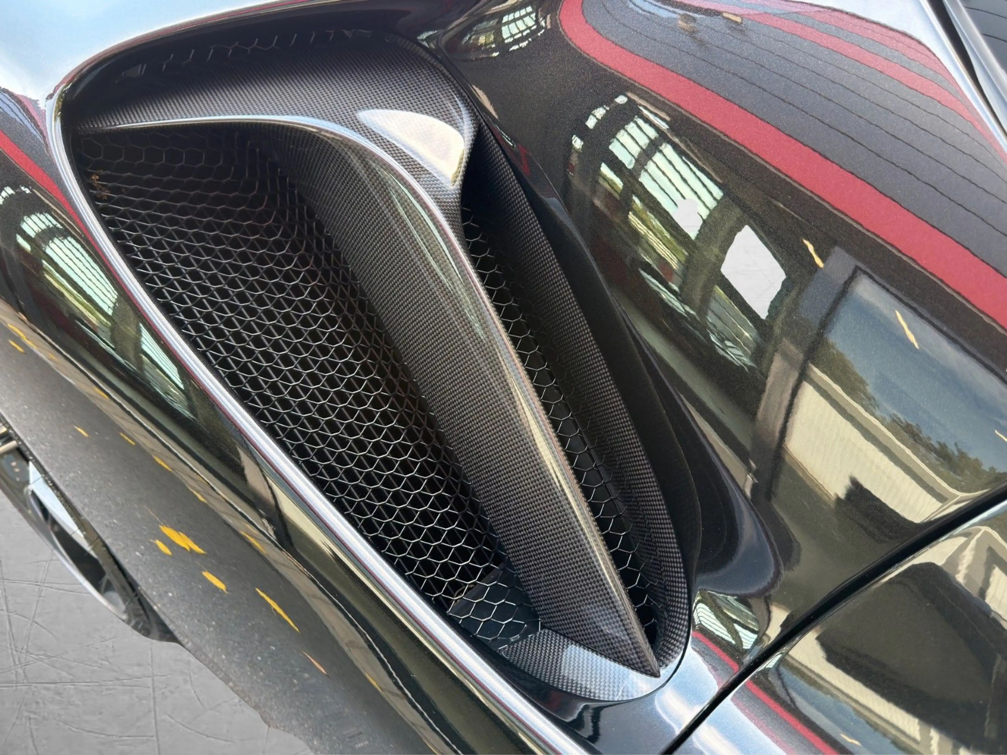 Ferrari SF90 Stradale ADAS / Lift / LED / JBL — photo 11