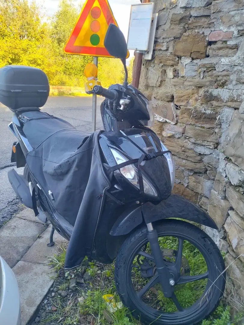 Honda Vision 110 Nero - 1