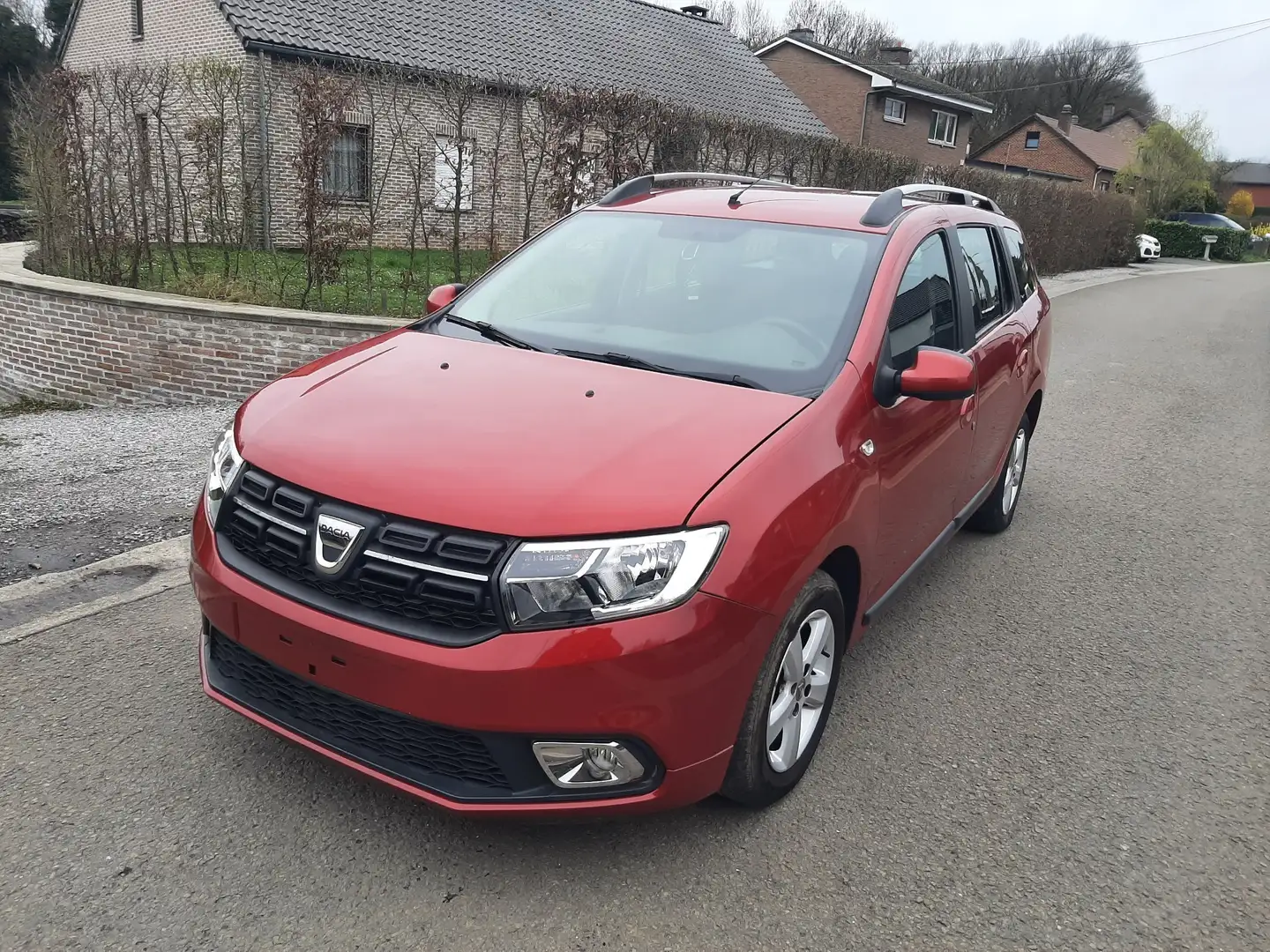 Dacia Logan 0.9 TCe 2018 64000 kms !!! Roşu - 1