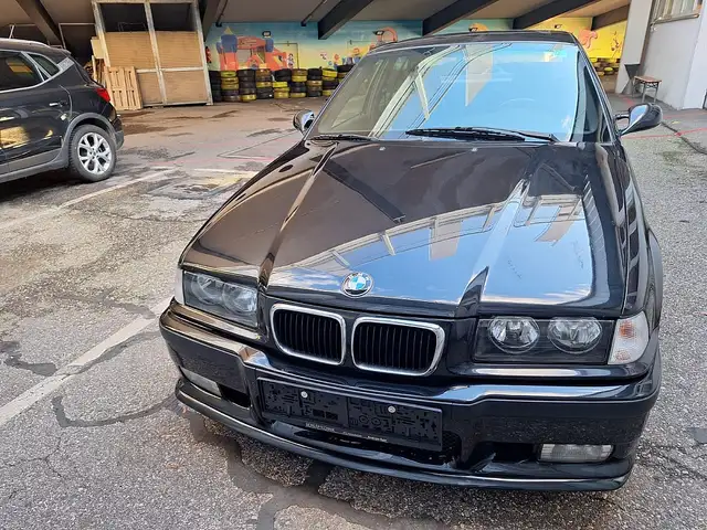 BMW M3 view 2