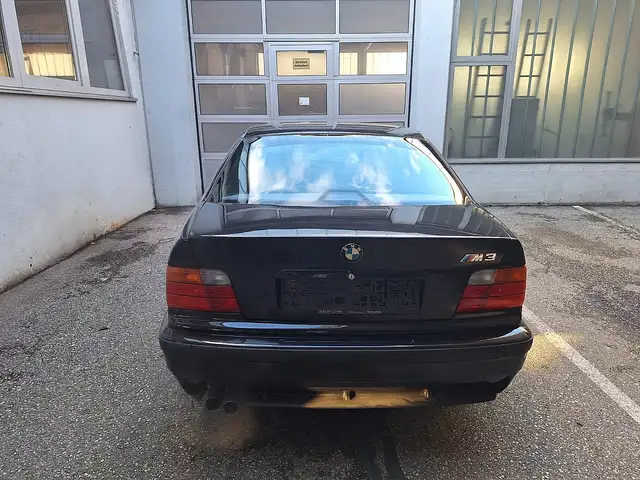 BMW M3 view 11