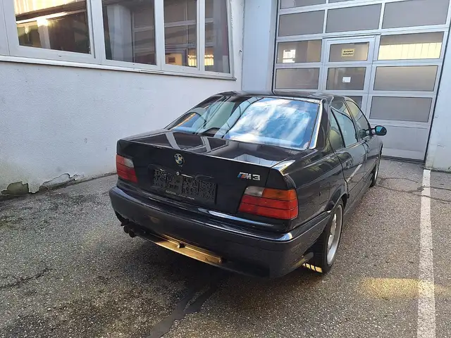 BMW M3 view 10