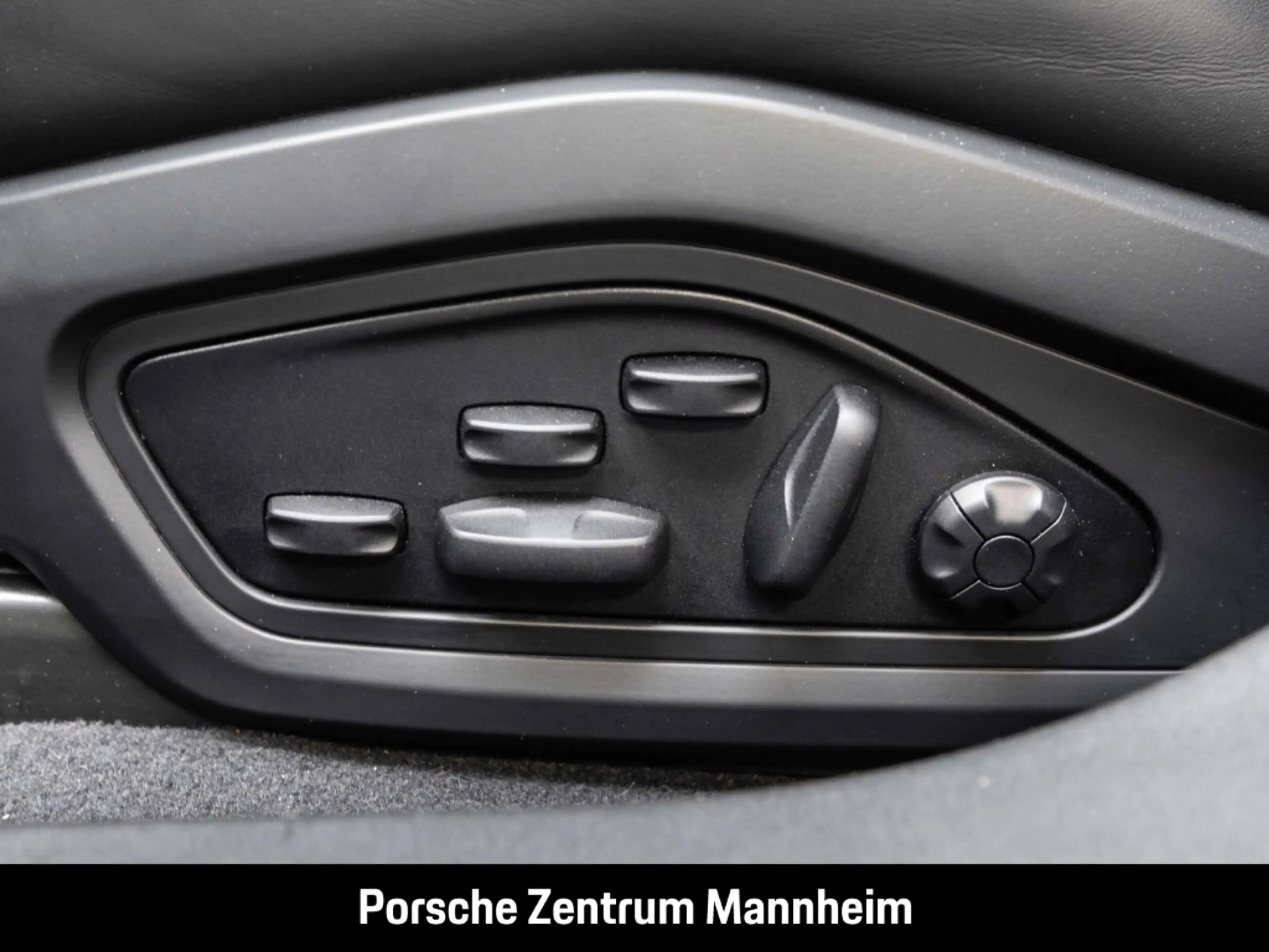 Porsche Taycan GTS Sport Turismo InnoDrive Privacy SurroundView — photo 27