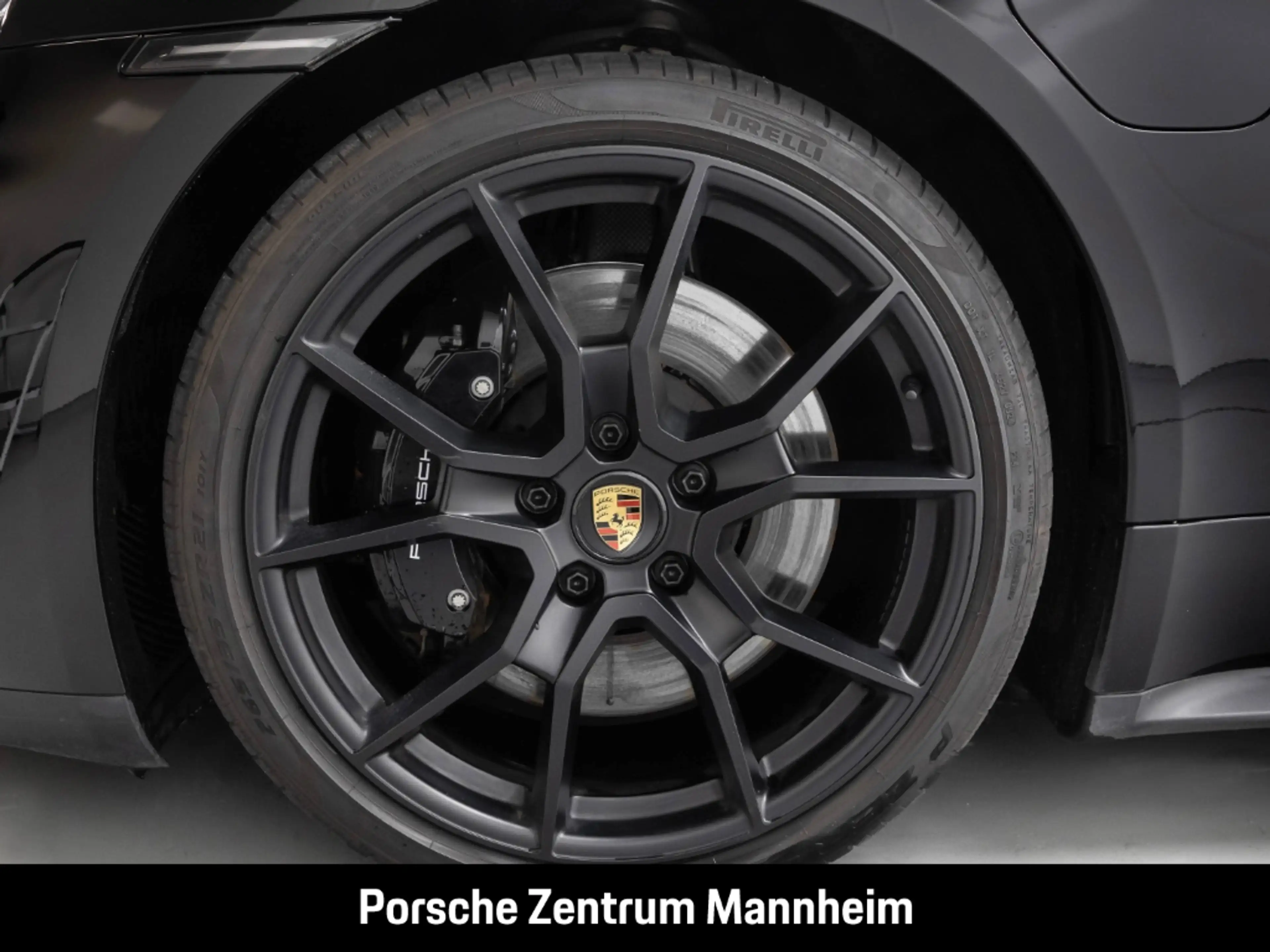 Porsche Taycan GTS Sport Turismo InnoDrive Privacy SurroundView — photo 8