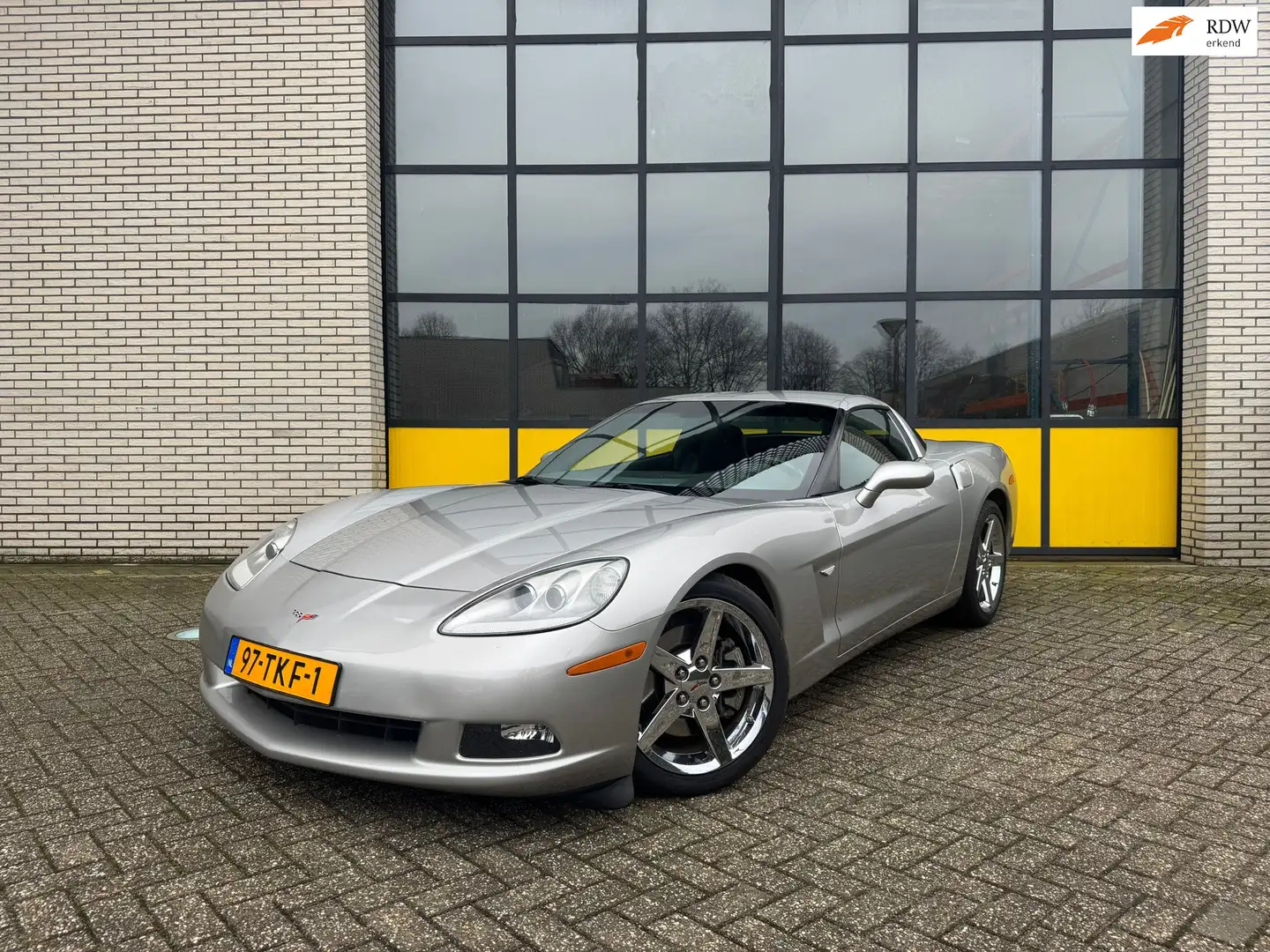 Corvette C6 Coupe 6.2 Gris - 1
