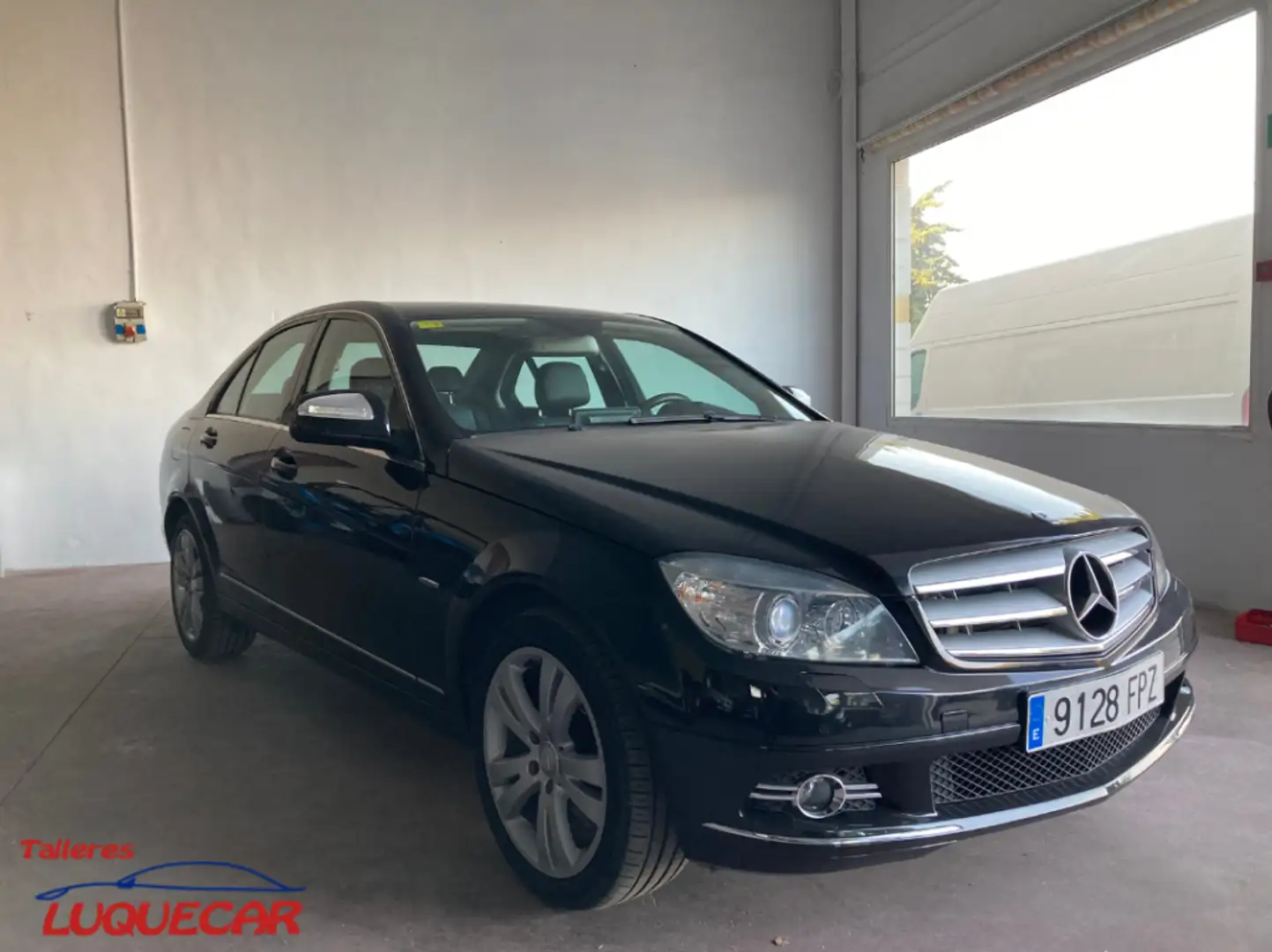 Mercedes-Benz C 320 320CDI Avantgarde 4M Aut. Schwarz - 2