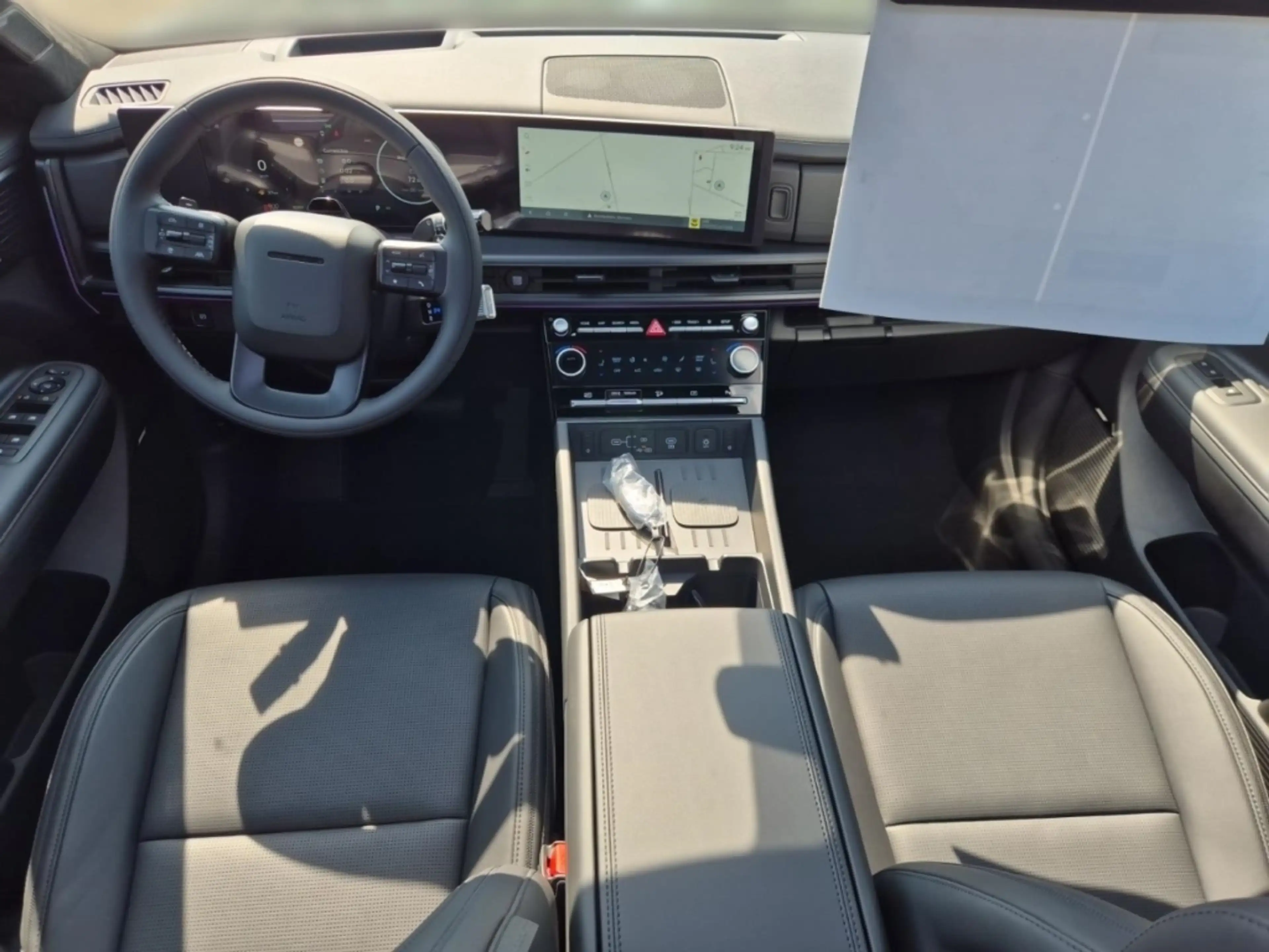 Hyundai SANTA FE 7-Sitzer 1.6 T-GDI Hybrid 239PS 4WD Blackline 6-AT — photo 11