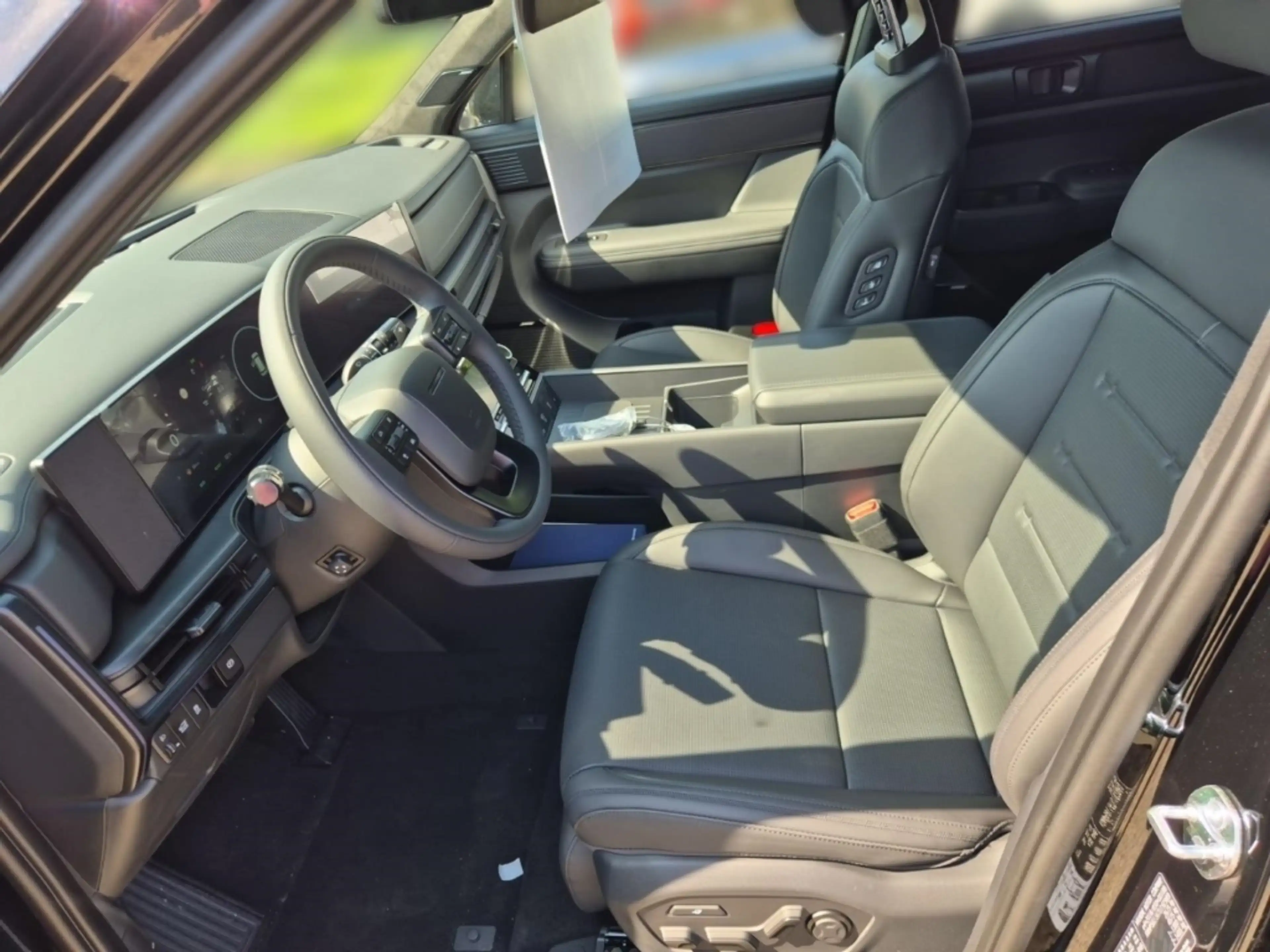 Hyundai SANTA FE 7-Sitzer 1.6 T-GDI Hybrid 239PS 4WD Blackline 6-AT — photo 7