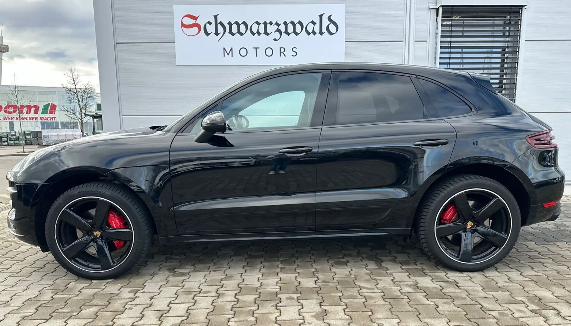 Porsche Macan Turbo Sport Chrono Classic Rad Sportabgas Schwarz - 2