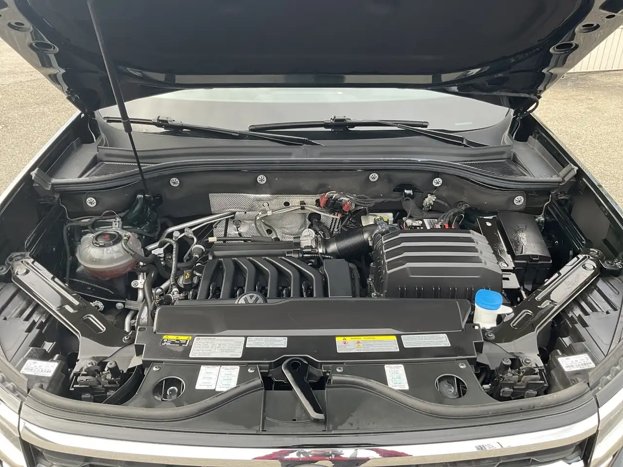 Volkswagen Atlas снимка Volkswagen Atlas