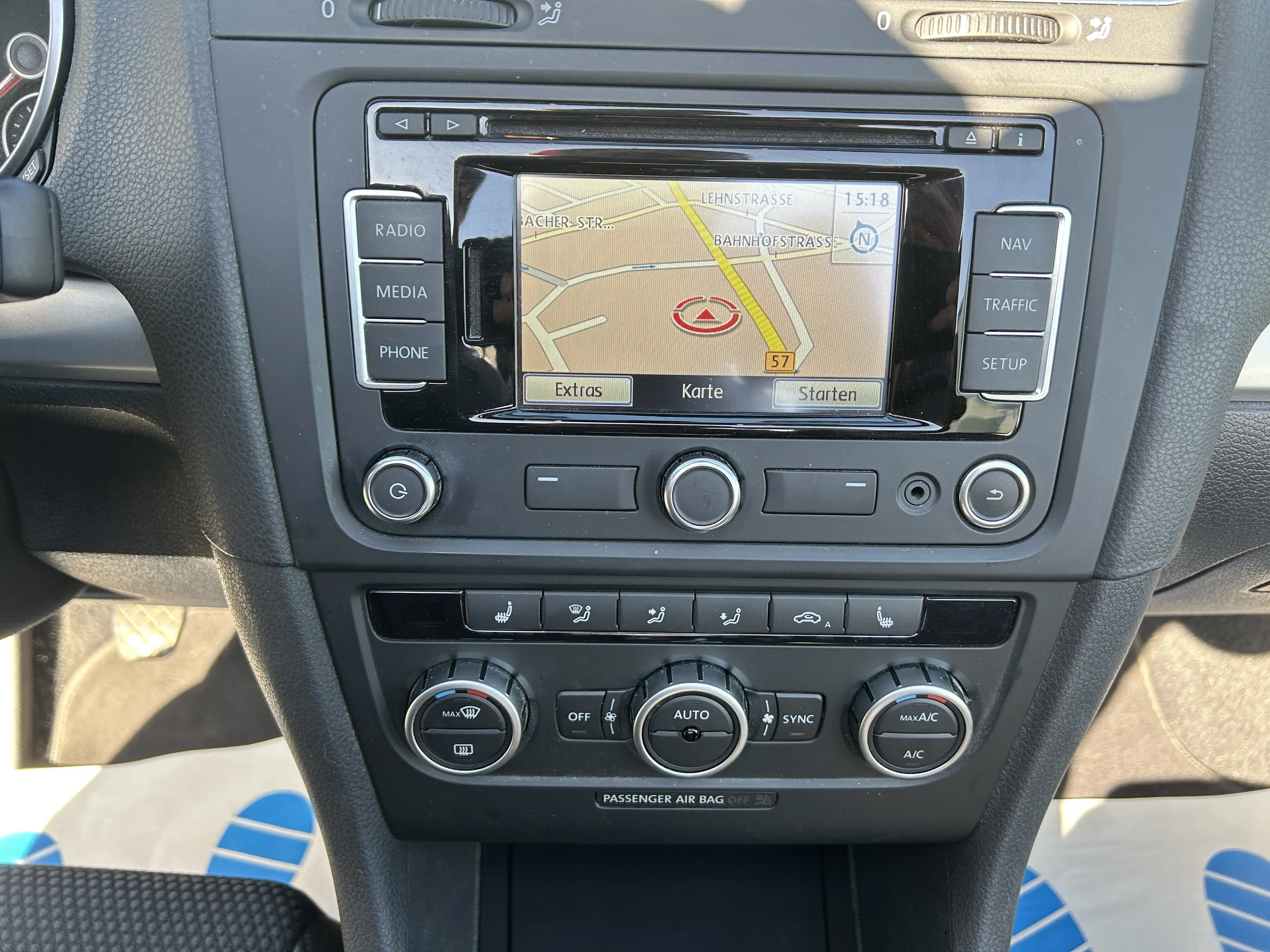 Volkswagen Golf Cabriolet Golf VI Cabrio Cabrio 1.4 TSI*NAVI*KLIMA* — photo 7