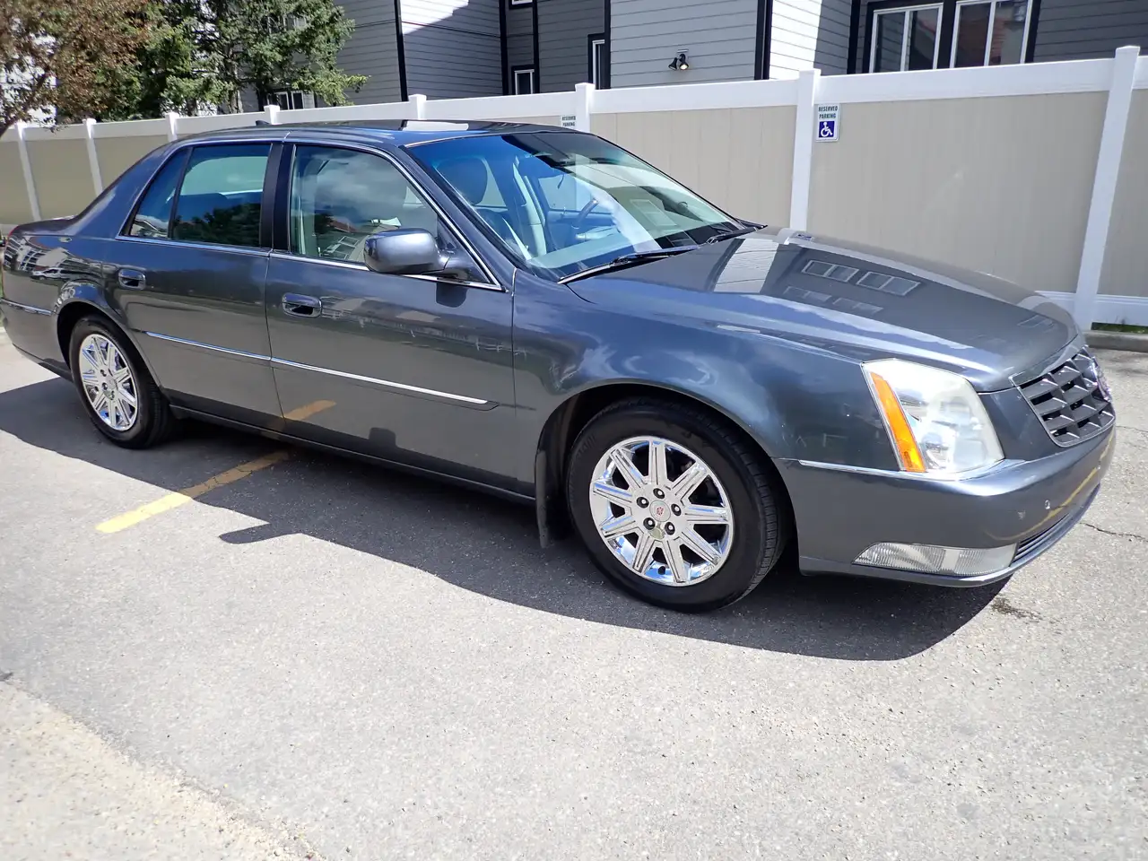2011 Cadillac DTS