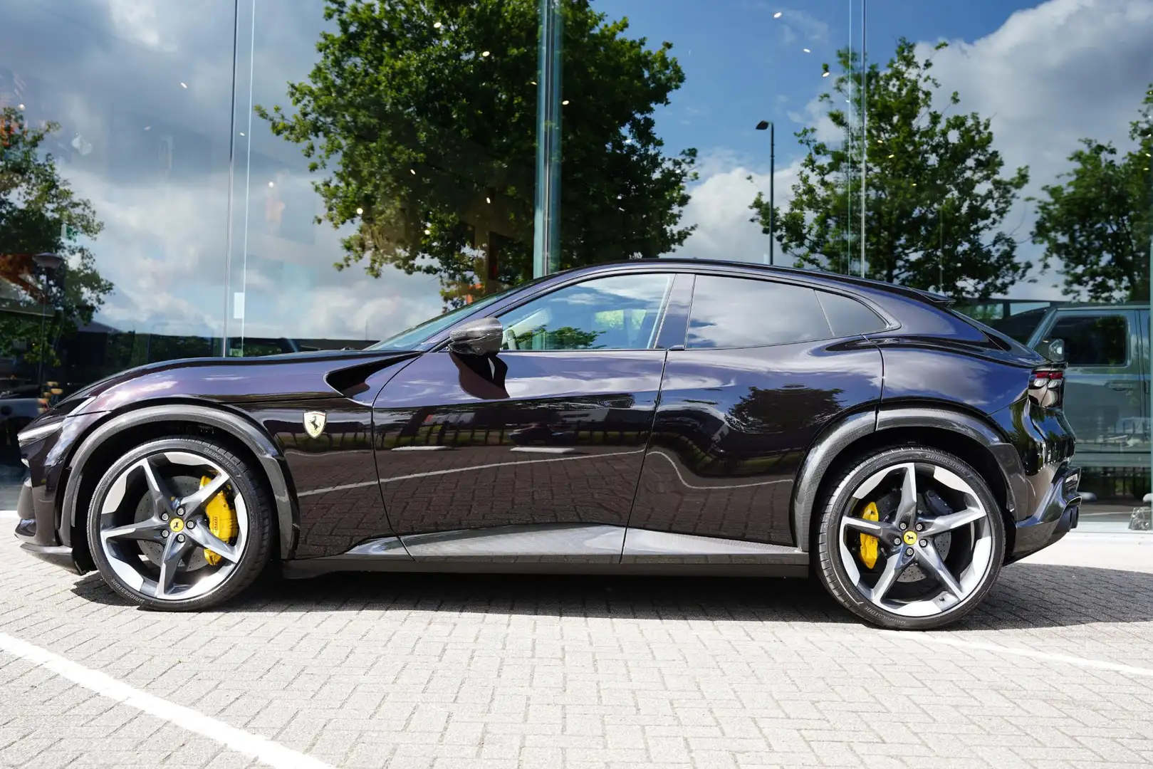 Ferrari Purosangue 6.5 V12 Full Carbon Pack Lifting Panoramadak Zwart - 2