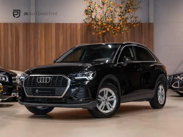Audi Q3 45 TFSI e edition, Matrix LED, Virtual Cockpit, Ap