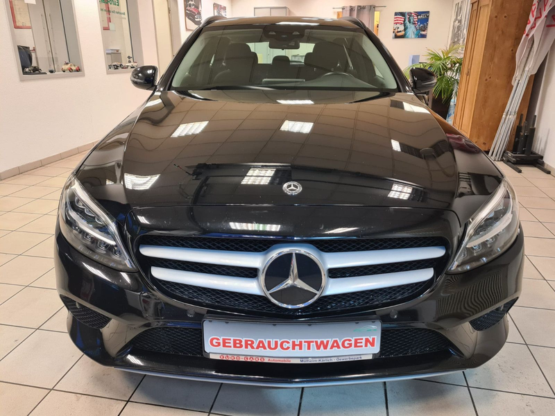 Mercedes-Benz C 180 d T-Modell / LED HP / GEPFLEGT / — photo 2