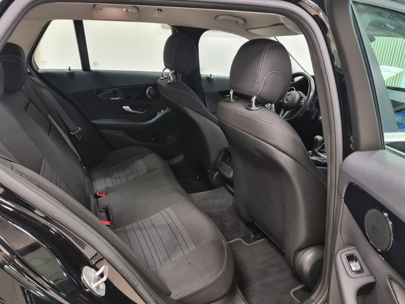 Mercedes-Benz C 180 d T-Modell / LED HP / GEPFLEGT / — photo 8