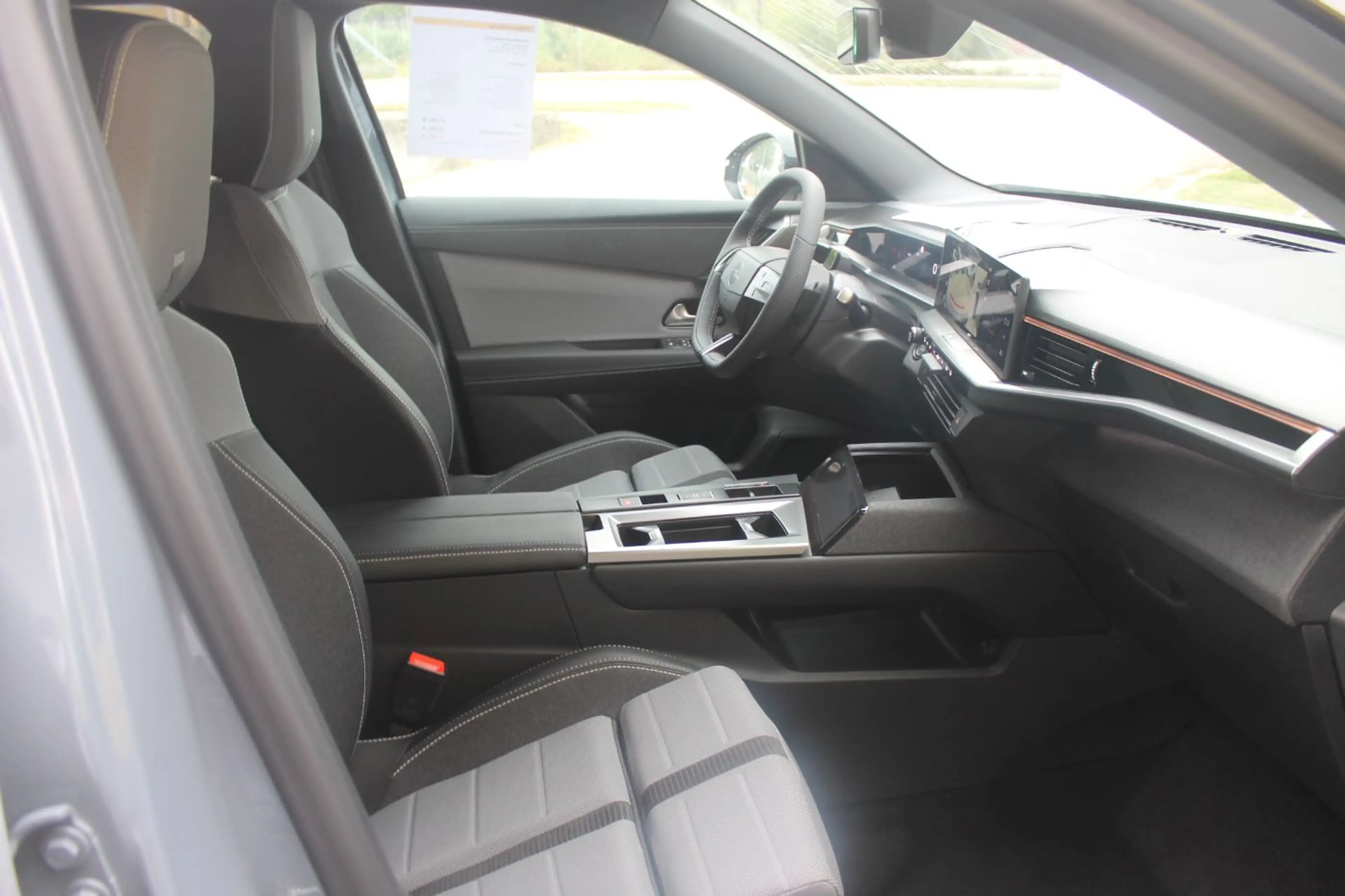 Opel Grandland Hybrid GS MATRIX-LED|KAMERA|NAVI — photo 8