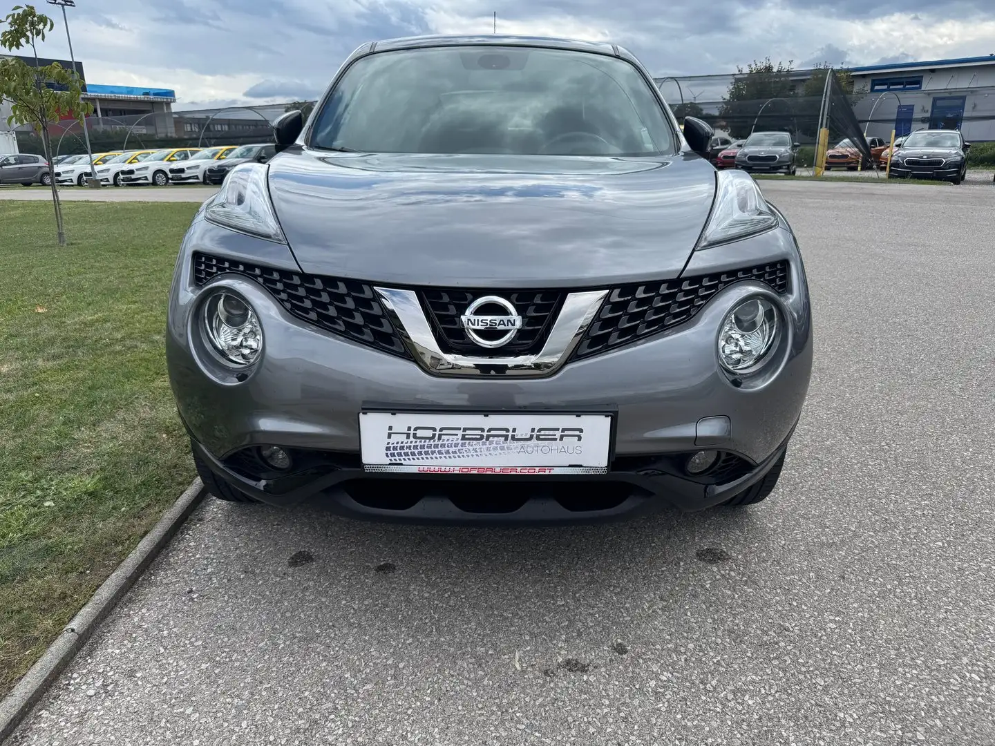 Nissan Juke Tekna Grau - 2