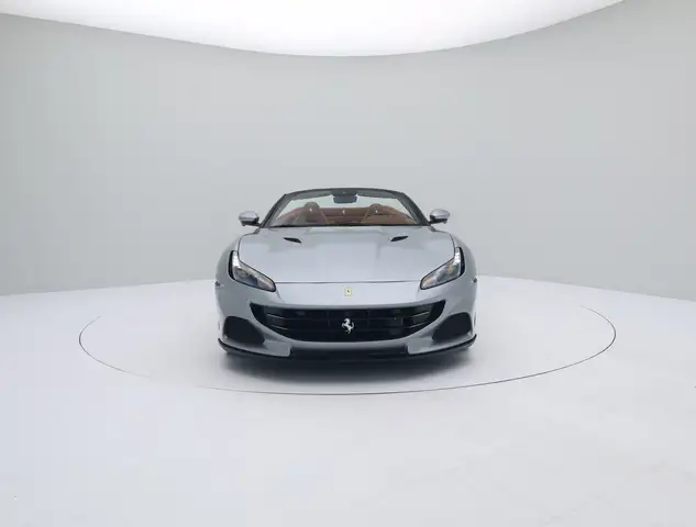 Ferrari Portofino view 3