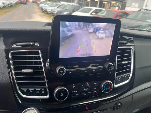 Ford Transit view 15