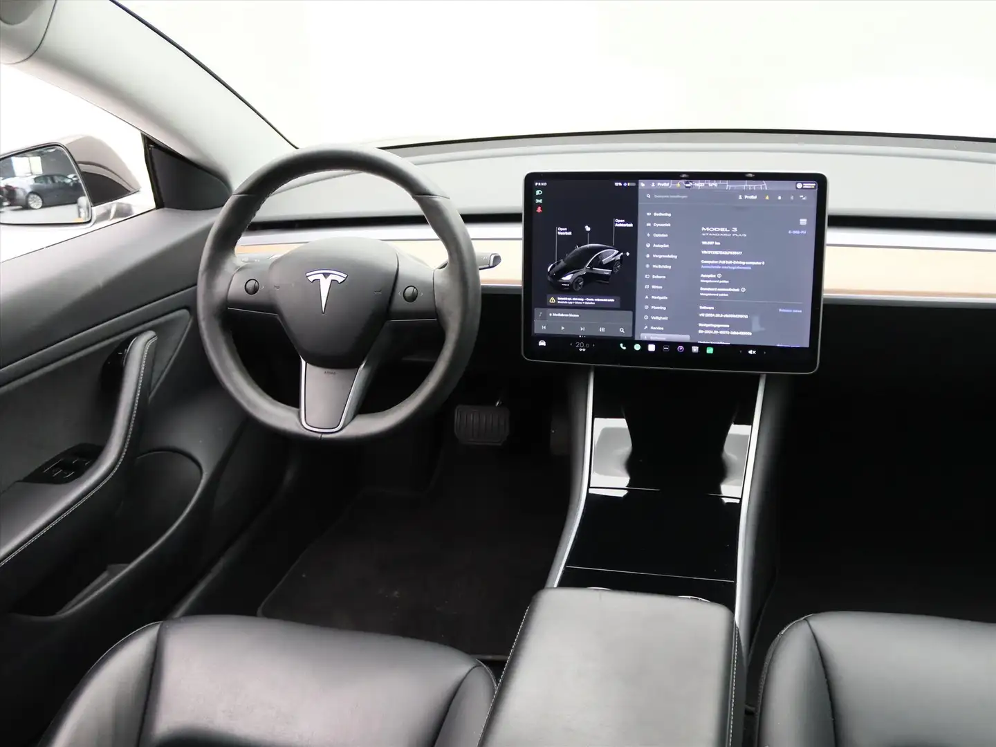 Tesla Model 3 Standard RWD Plus [ AUTOPILOT+60 kWh+PREMIUM AUDIO Schwarz - 2