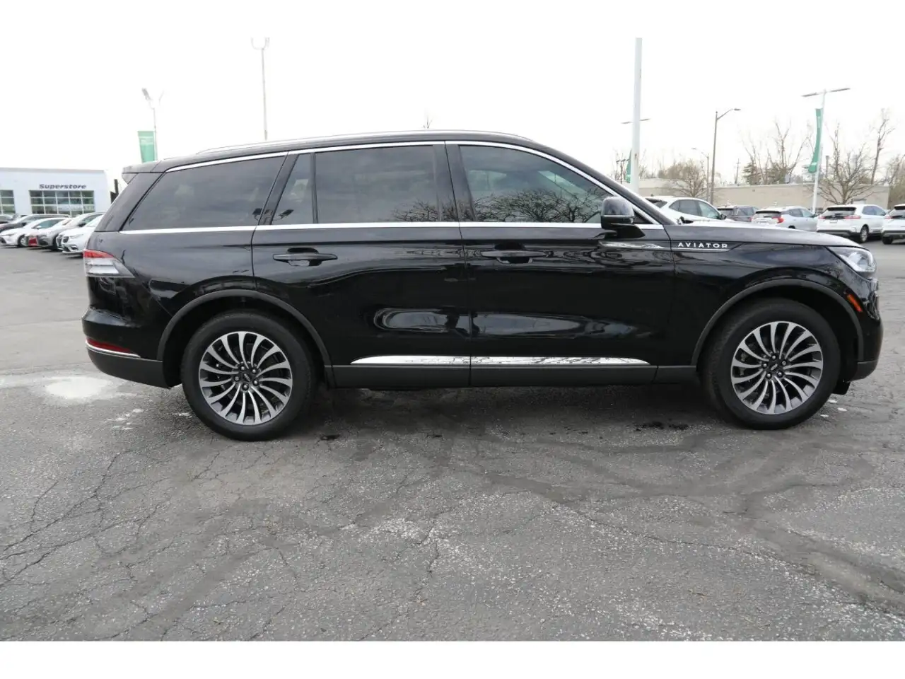 Lincoln Aviator снимка Lincoln Aviator