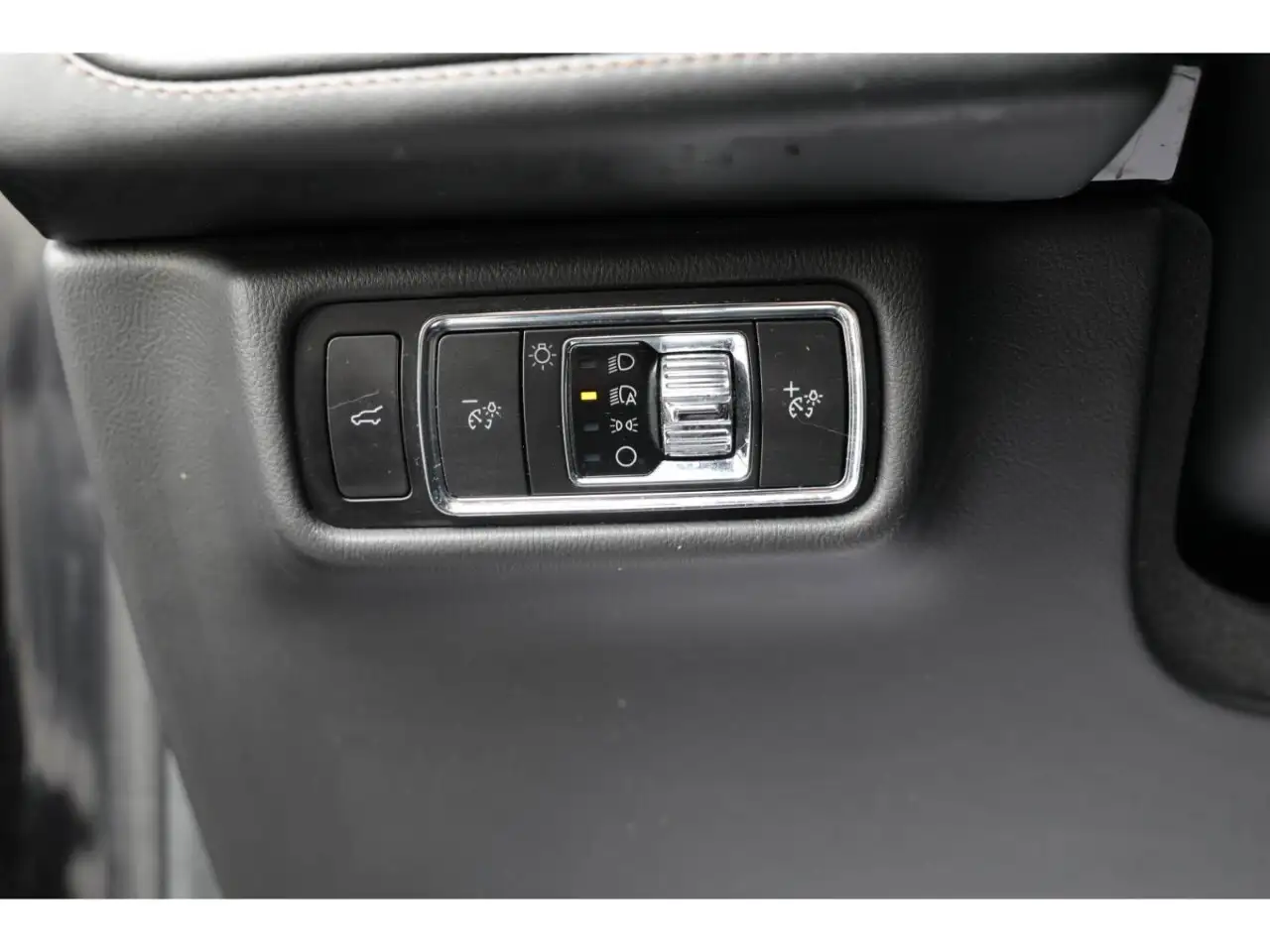 Lincoln Aviator снимка Lincoln Aviator