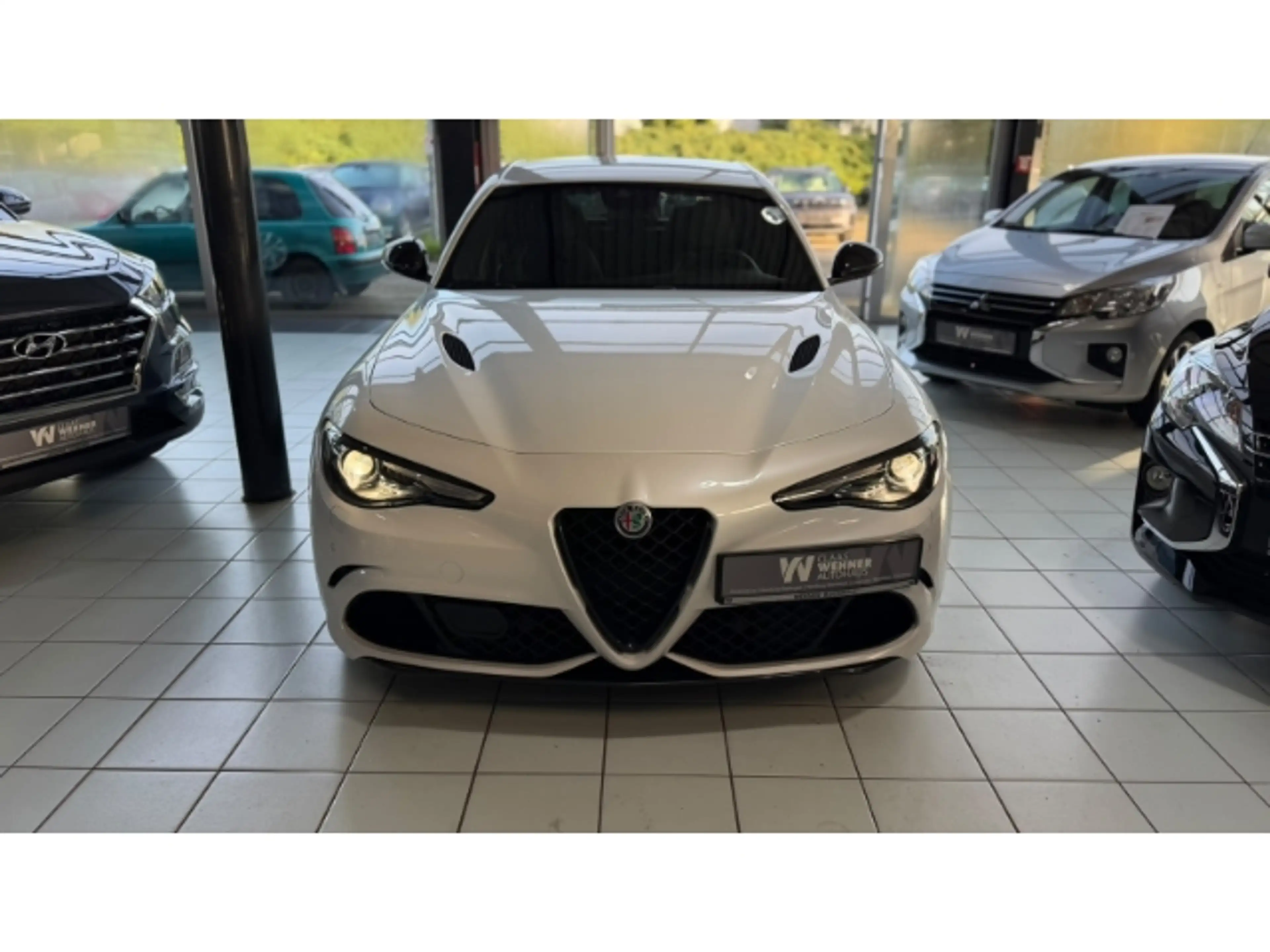 Alfa Romeo Giulia Quadrifoglio 2.9 V6 Bi-Turbo EU6d — photo 2
