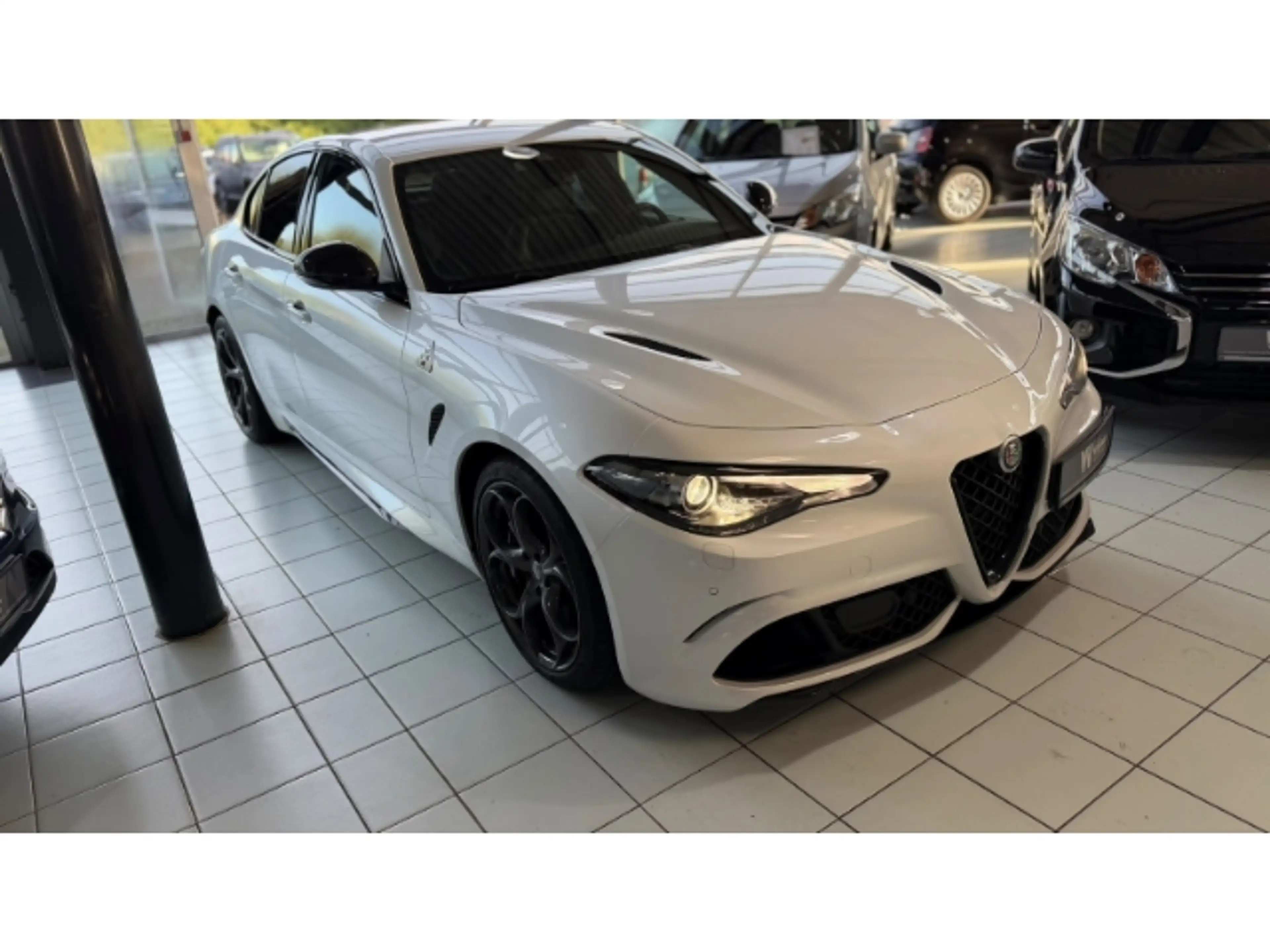 Alfa Romeo Giulia Quadrifoglio 2.9 V6 Bi-Turbo EU6d — photo 3