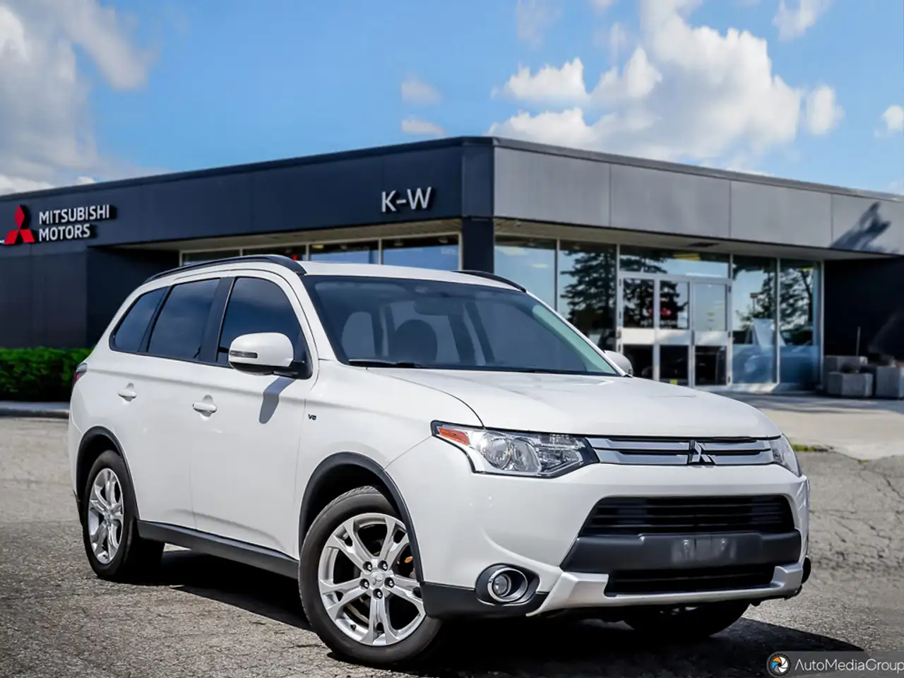 Mitsubishi Outlander снимка Mitsubishi Outlander