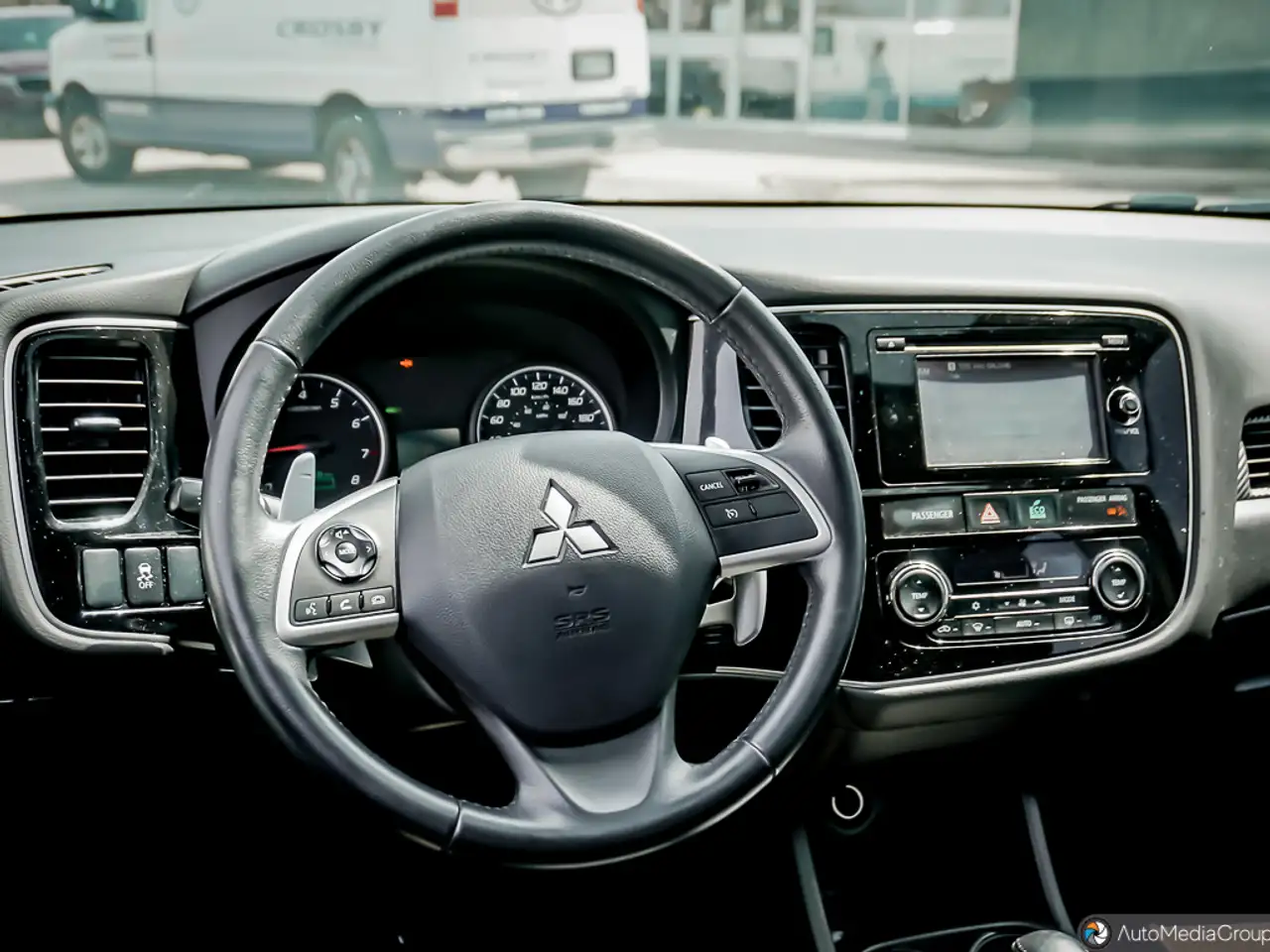 Mitsubishi Outlander снимка Mitsubishi Outlander