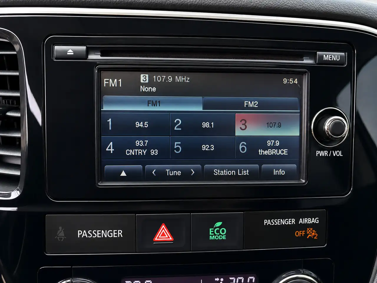 Mitsubishi Outlander снимка Mitsubishi Outlander
