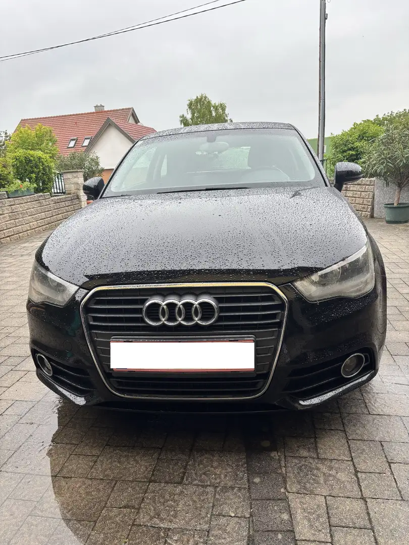 Audi A1 1,2 TFSI Attraction - 1