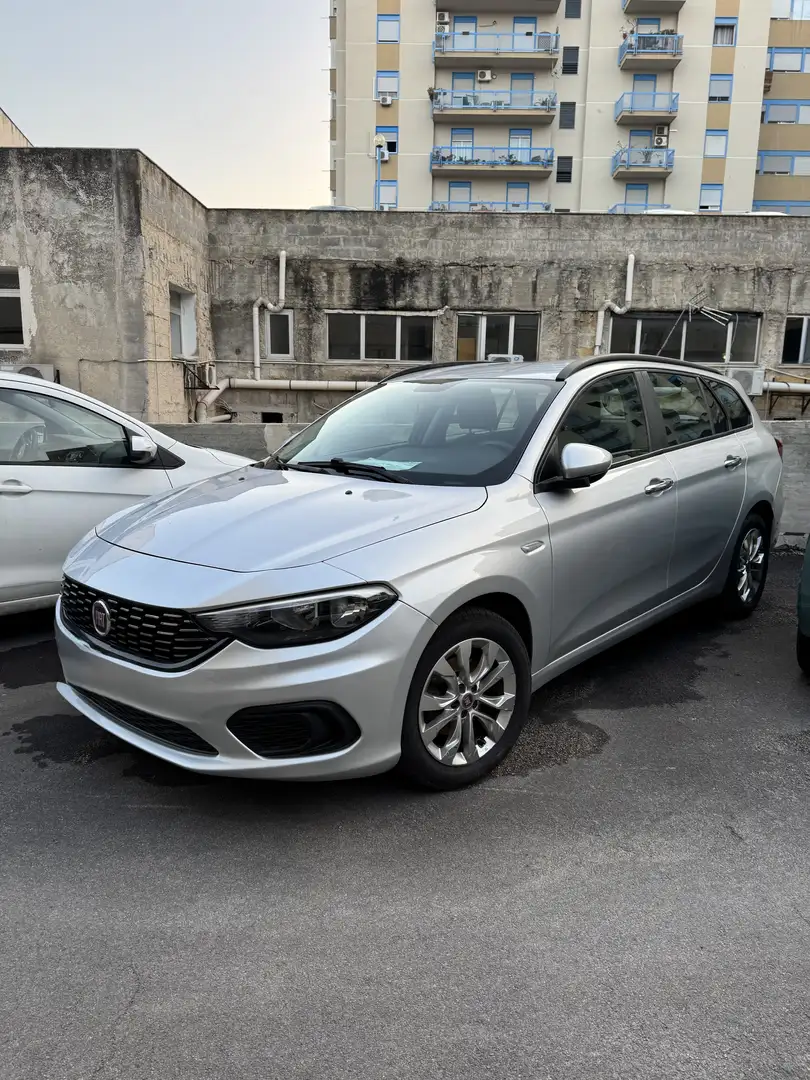 Fiat Tipo SW 1.6 mjt Lounge s&s 120cv - 1
