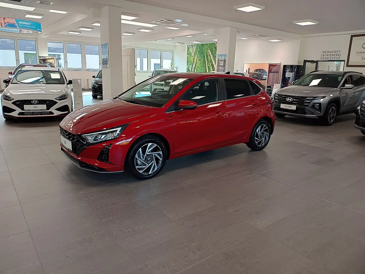 Hyundai i20 1,2 MPI GO! PLUS *LED*Navi*RFK* Rot - 2