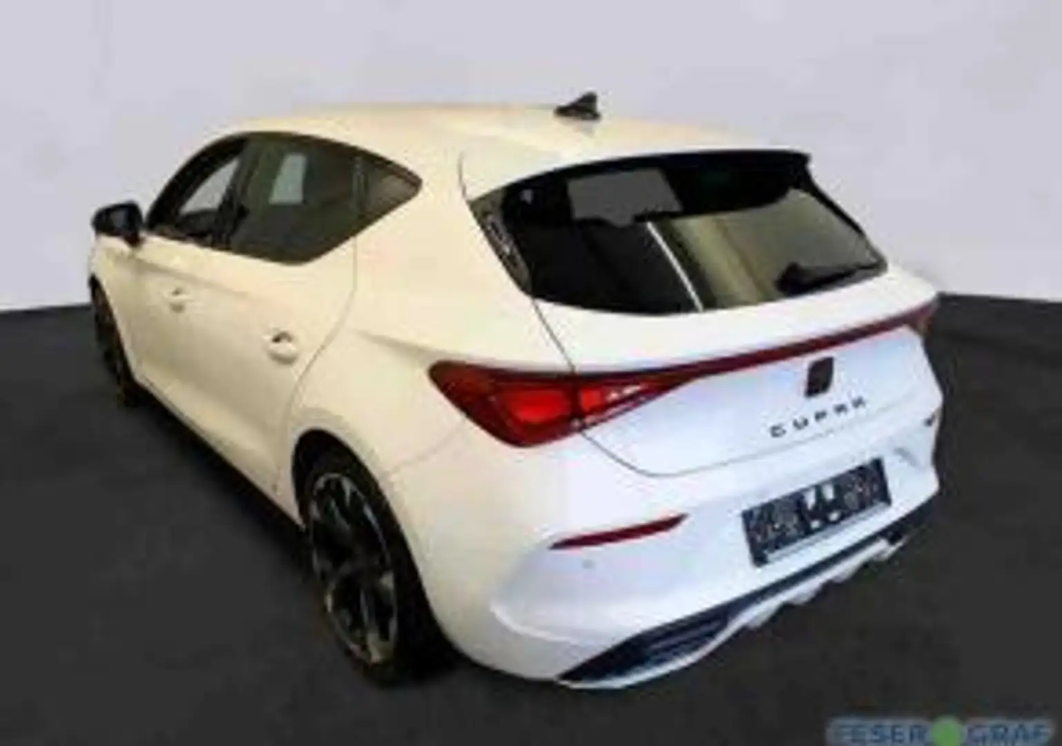 CUPRA Leon 1.5 TSI DSG NAVI,SHZ,KESSY,FULLLINK Weiß - 2