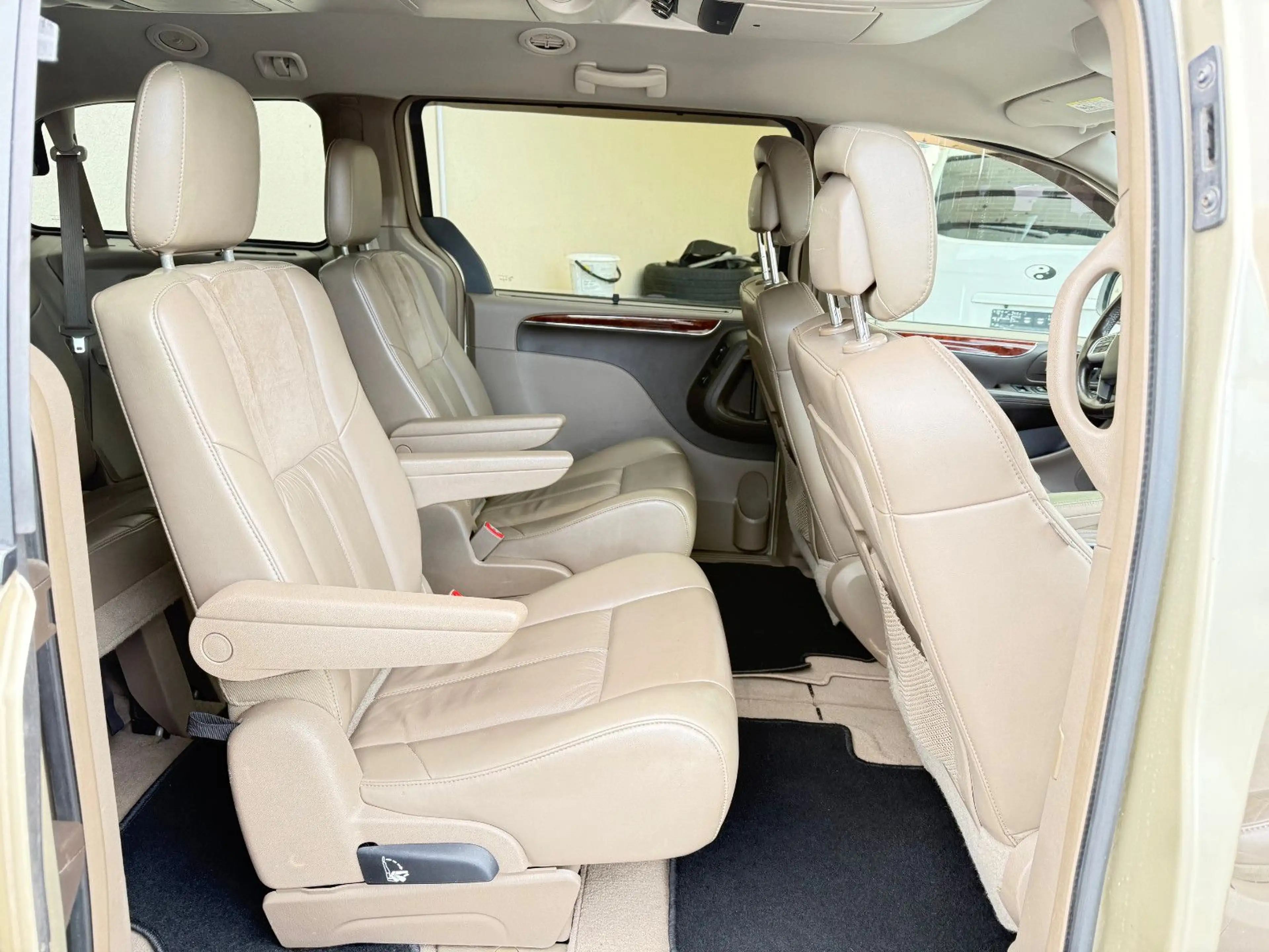 Chrysler Grand Voyager 3.6+LPG Gas+Leder+AHK+7 Sitze+ — photo 16