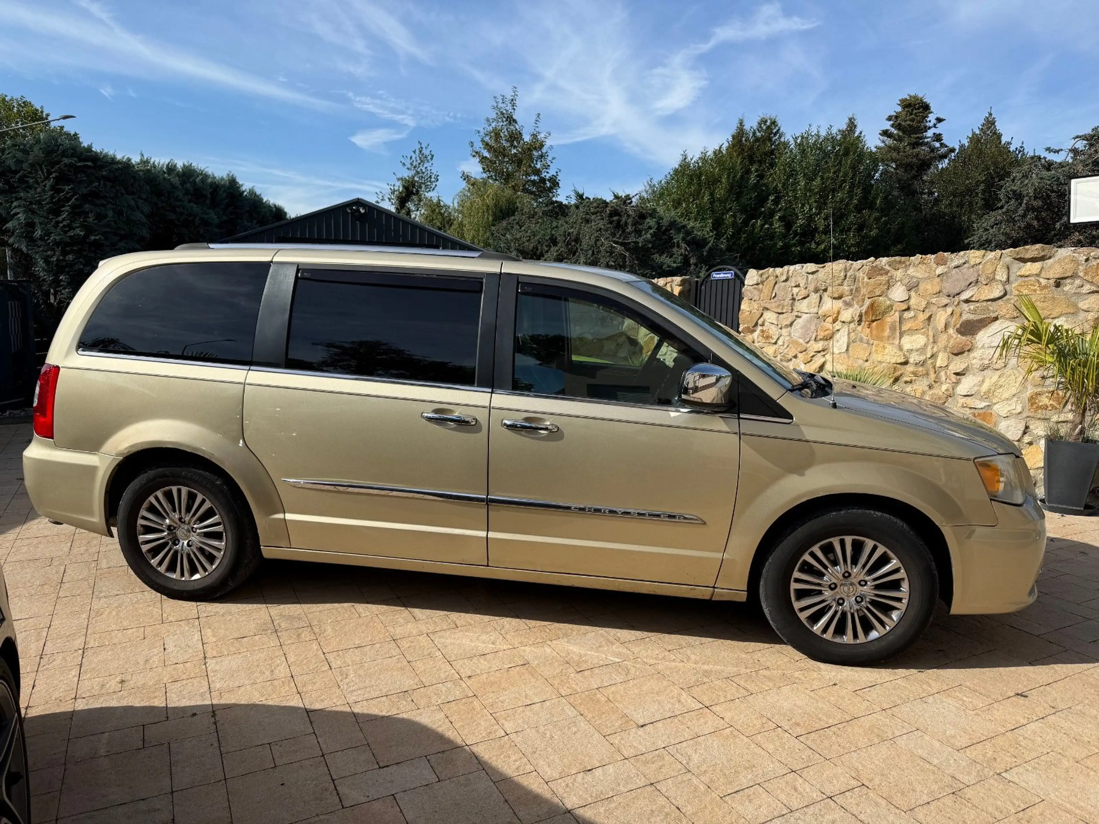 Chrysler Grand Voyager 3.6+LPG Gas+Leder+AHK+7 Sitze+ — photo 8