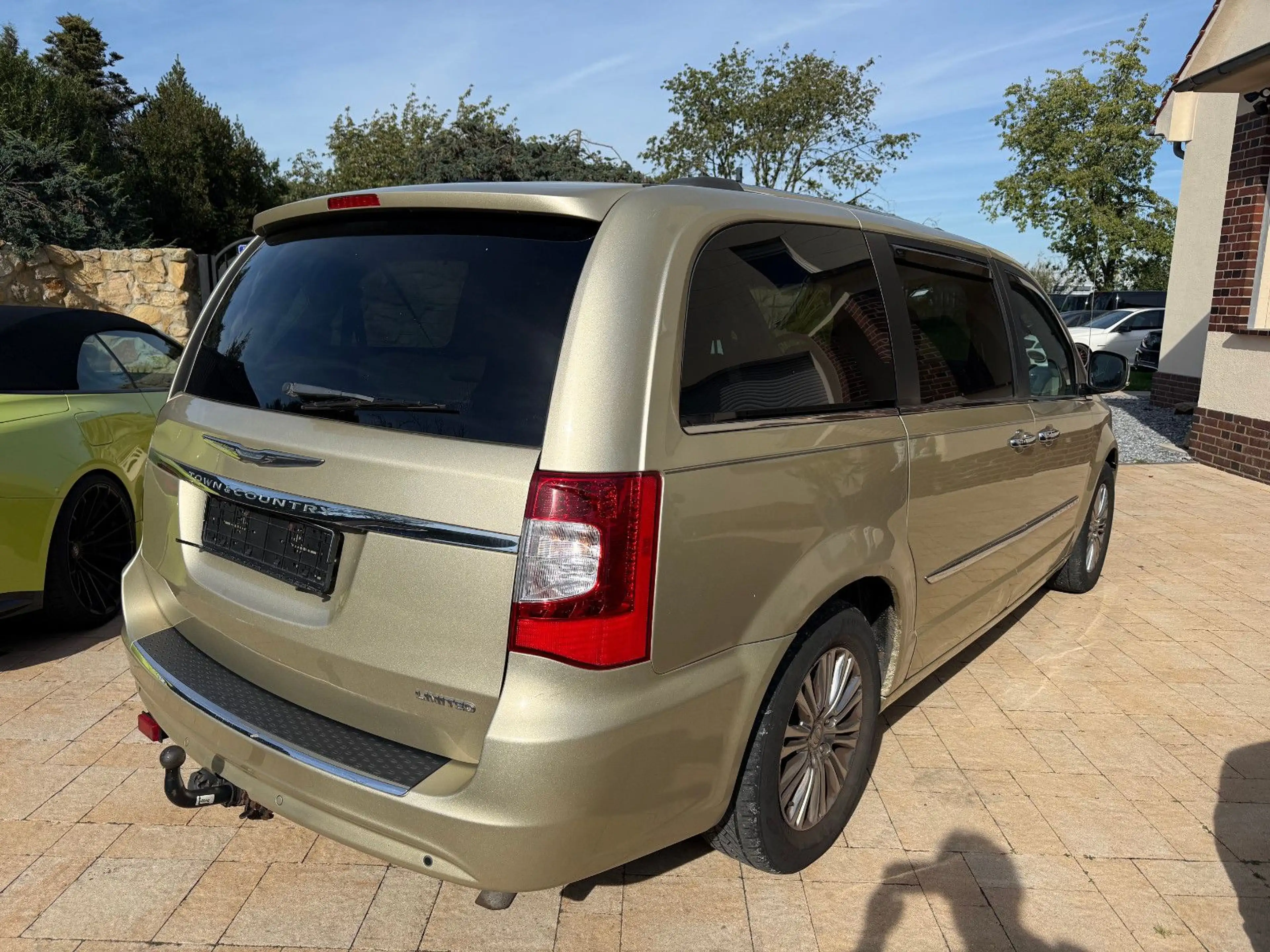 Chrysler Grand Voyager 3.6+LPG Gas+Leder+AHK+7 Sitze+ — photo 6
