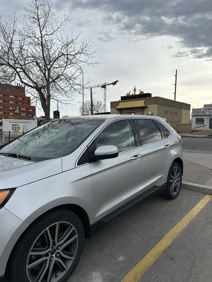 Ford Edge снимка Ford Edge